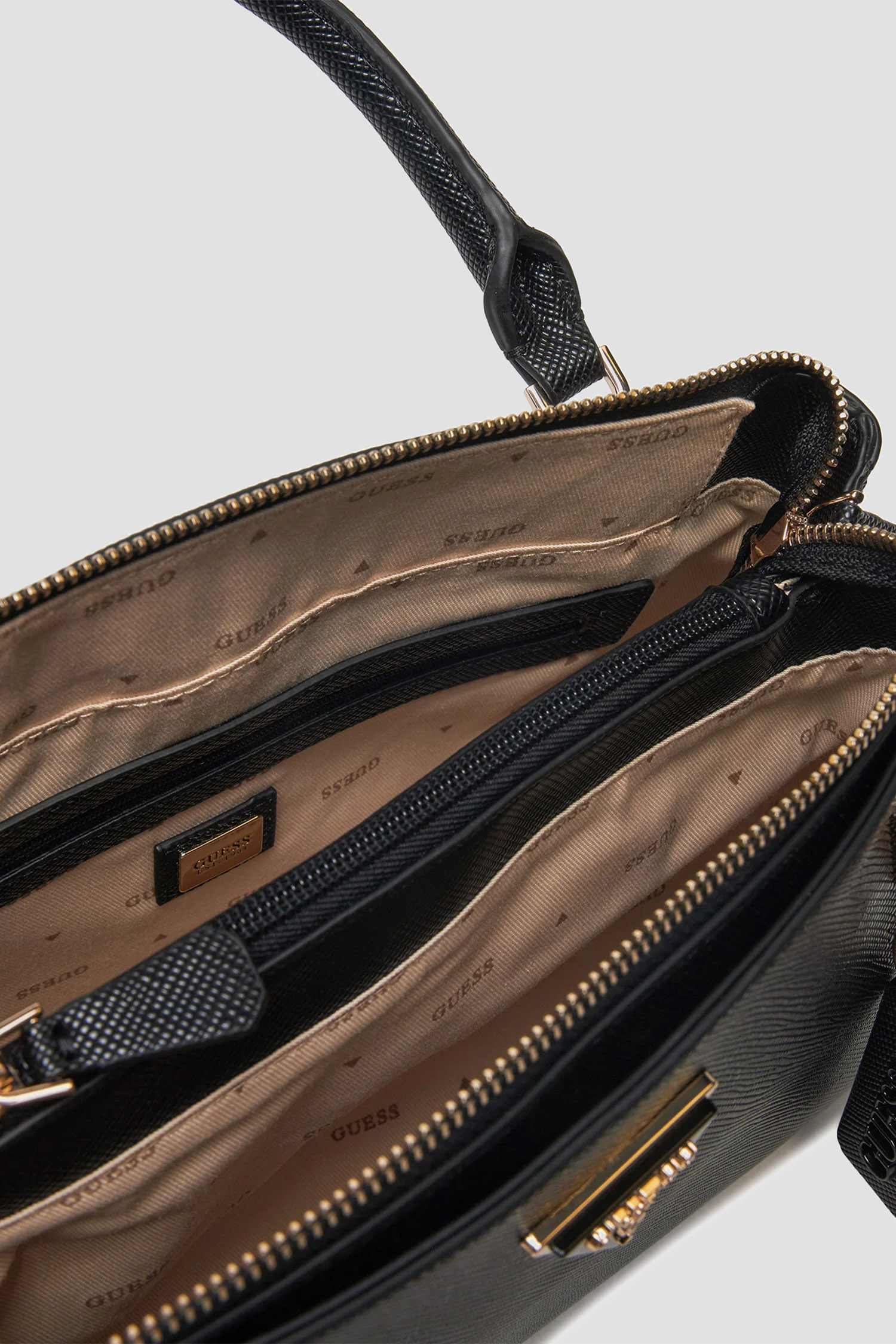 Женская черная сумка Guess HWZG78.79070;BLA