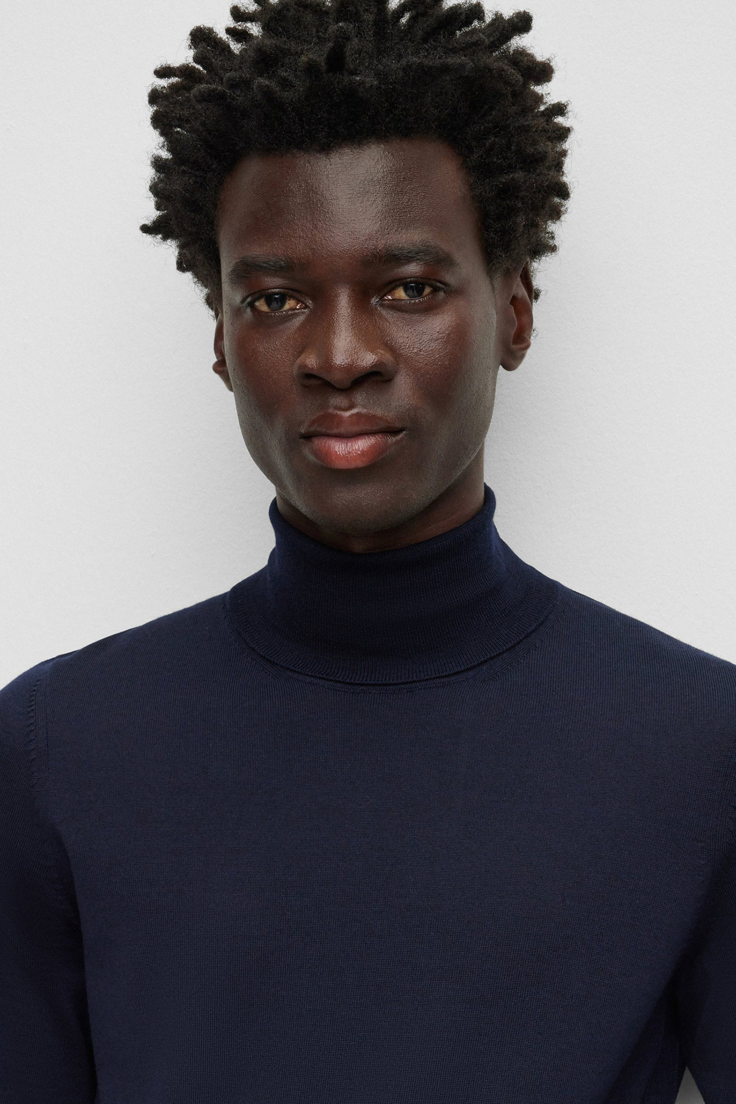 Мужской темно-синий шерстяной гольф BOSS 50468262;404