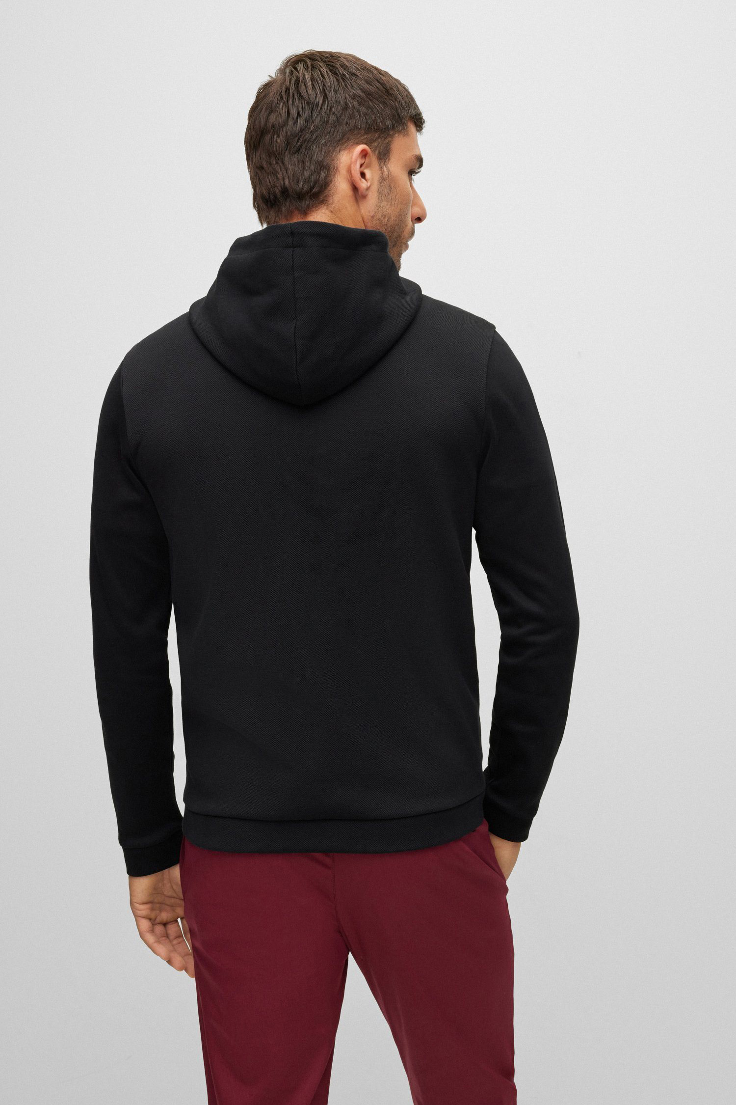 Мужская черная кофта на молнии BOSS 50469104;001