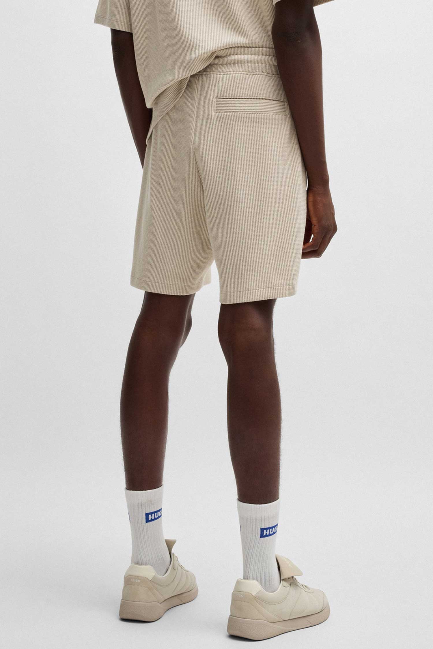 Чоловічі бежеві шорти HUGO BLUE 50534451;121