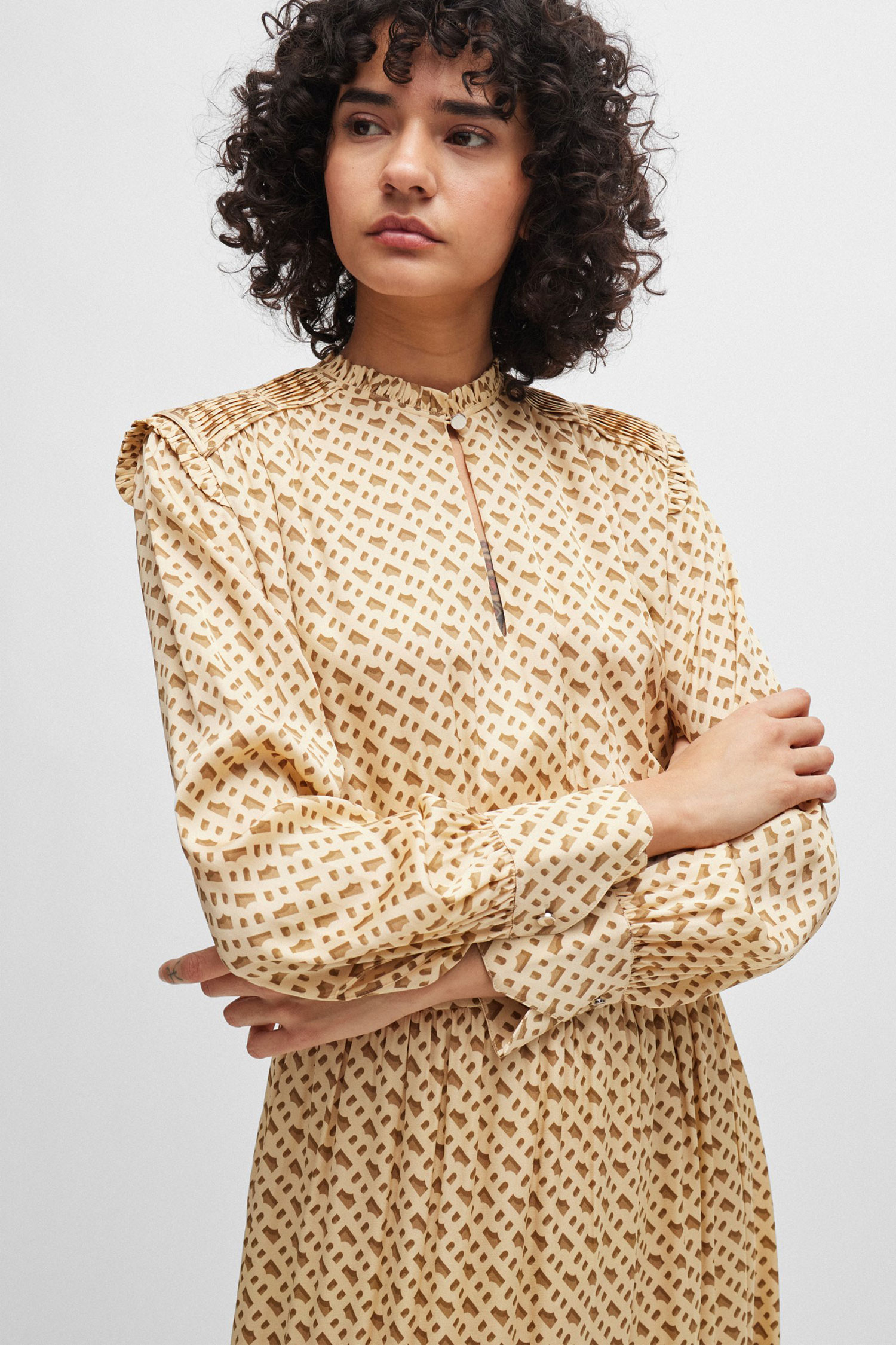 Женское бежевое шелковое платье с узором BOSS 50509345;988