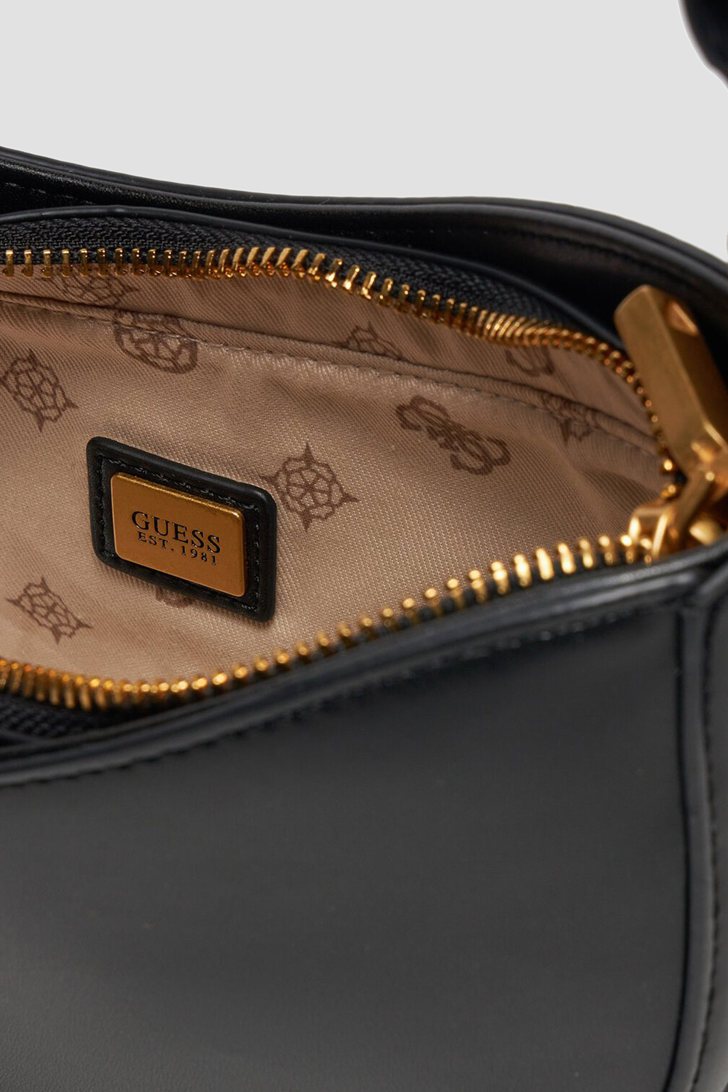 Женская черная сумка Guess HWVA93.27180;BLA