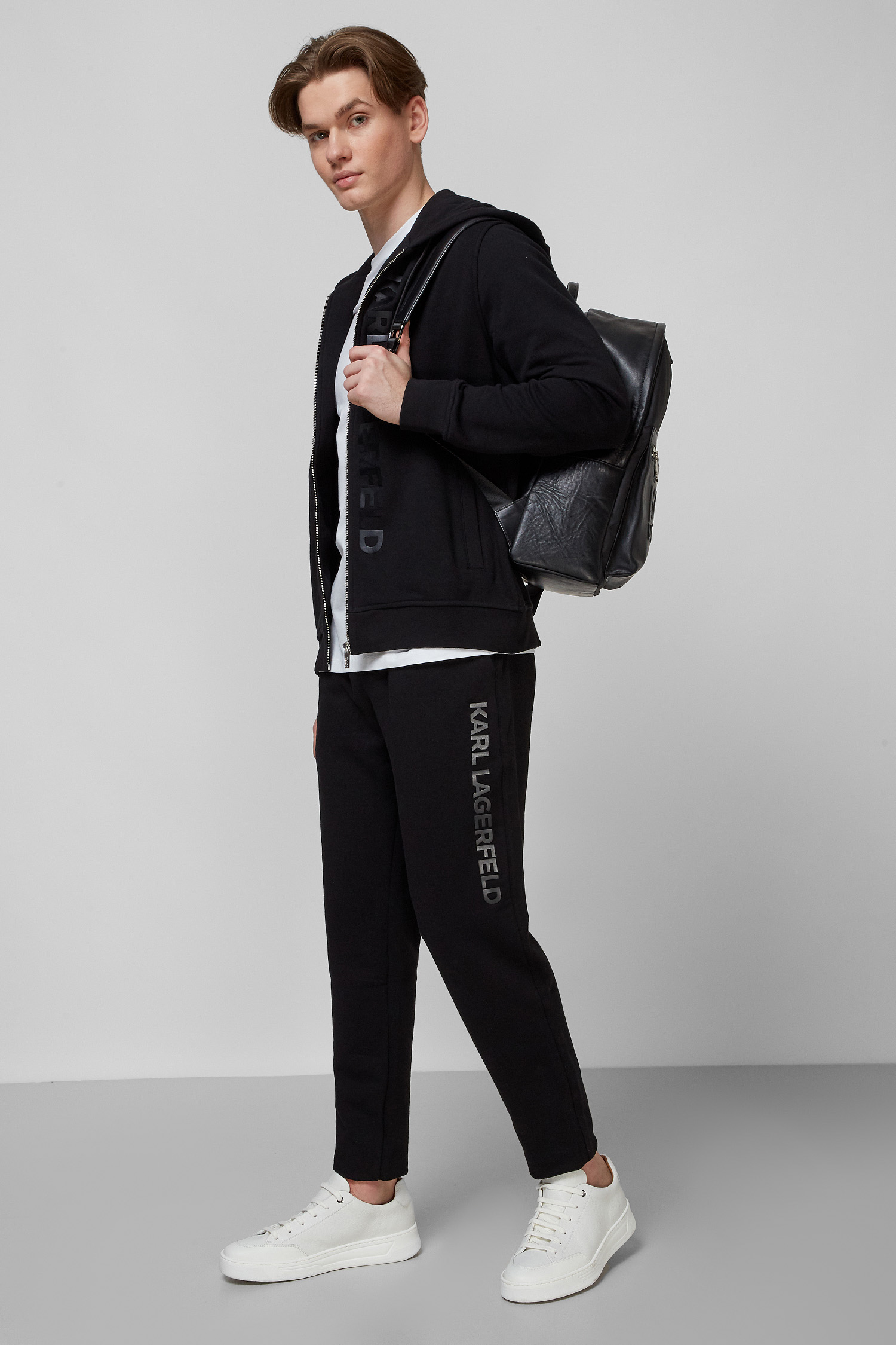 Черные спортивные брюки для парней Karl Lagerfeld 512910.705042;990