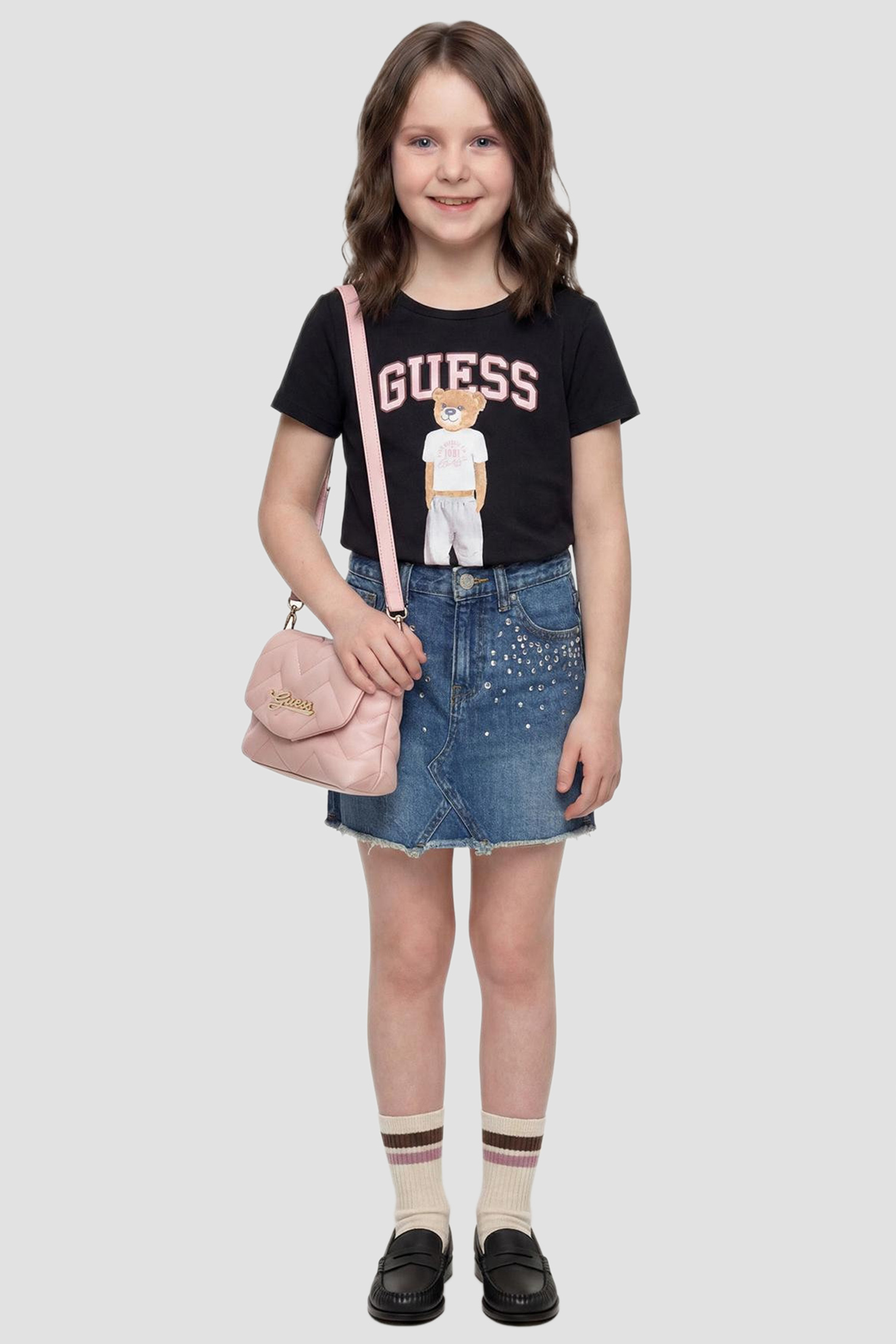 Детская черная футболка Guess Kids J6YI08.K3710;JBLK