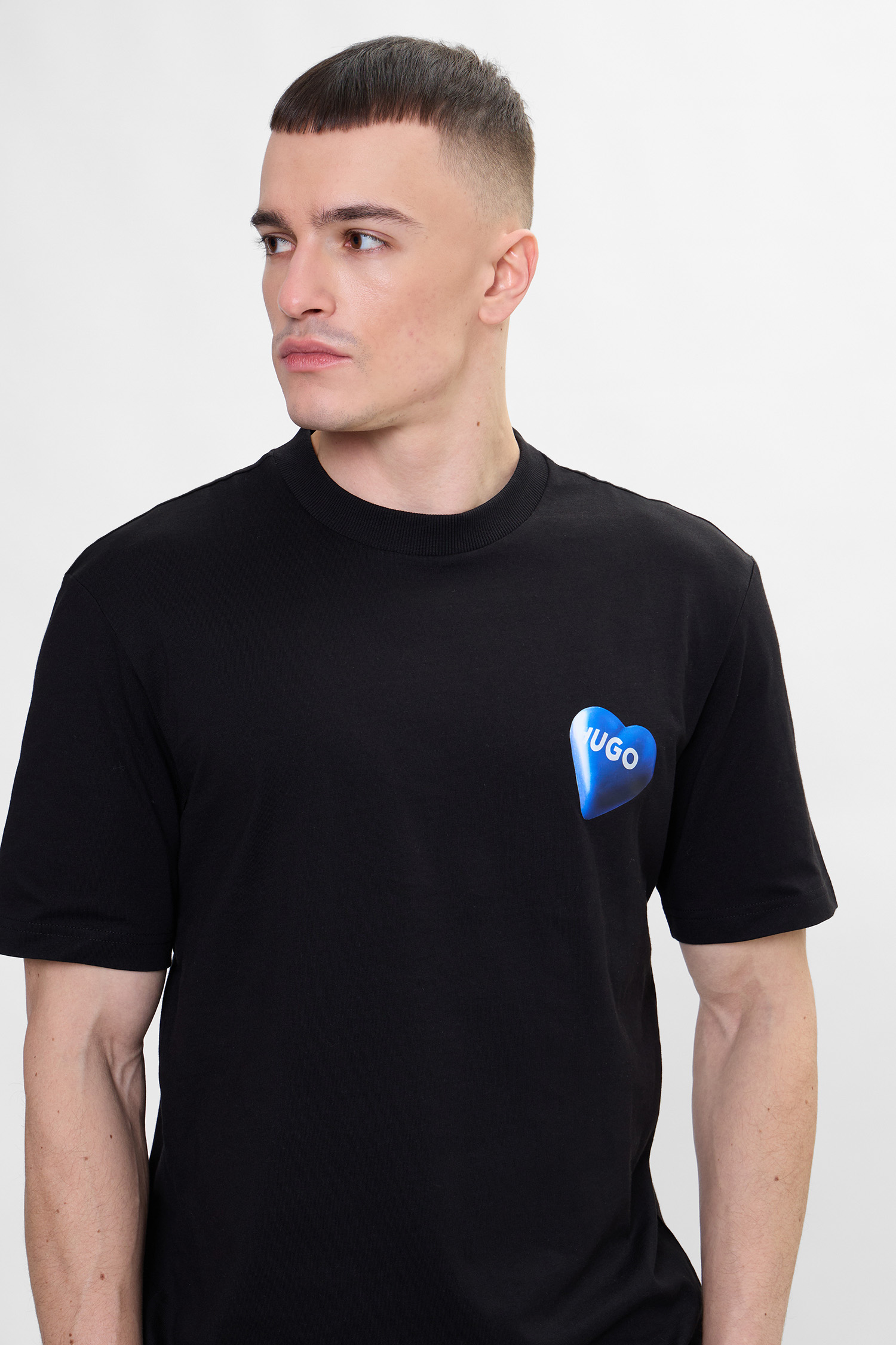Чоловіча чорна футболка HUGO BLUE 50562727;001