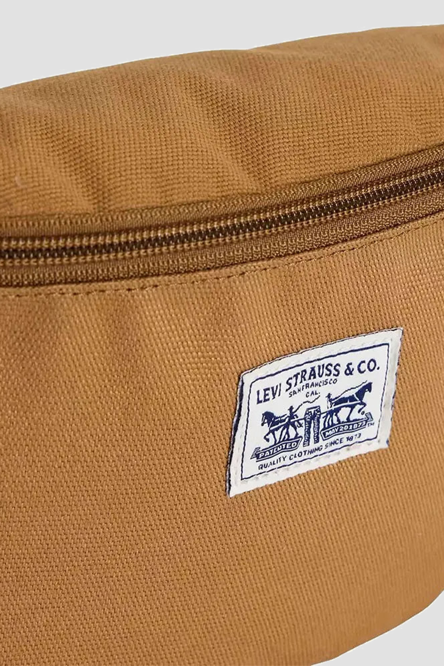 Мужская бежевая поясная сумка Levi’s® 004C8;0007