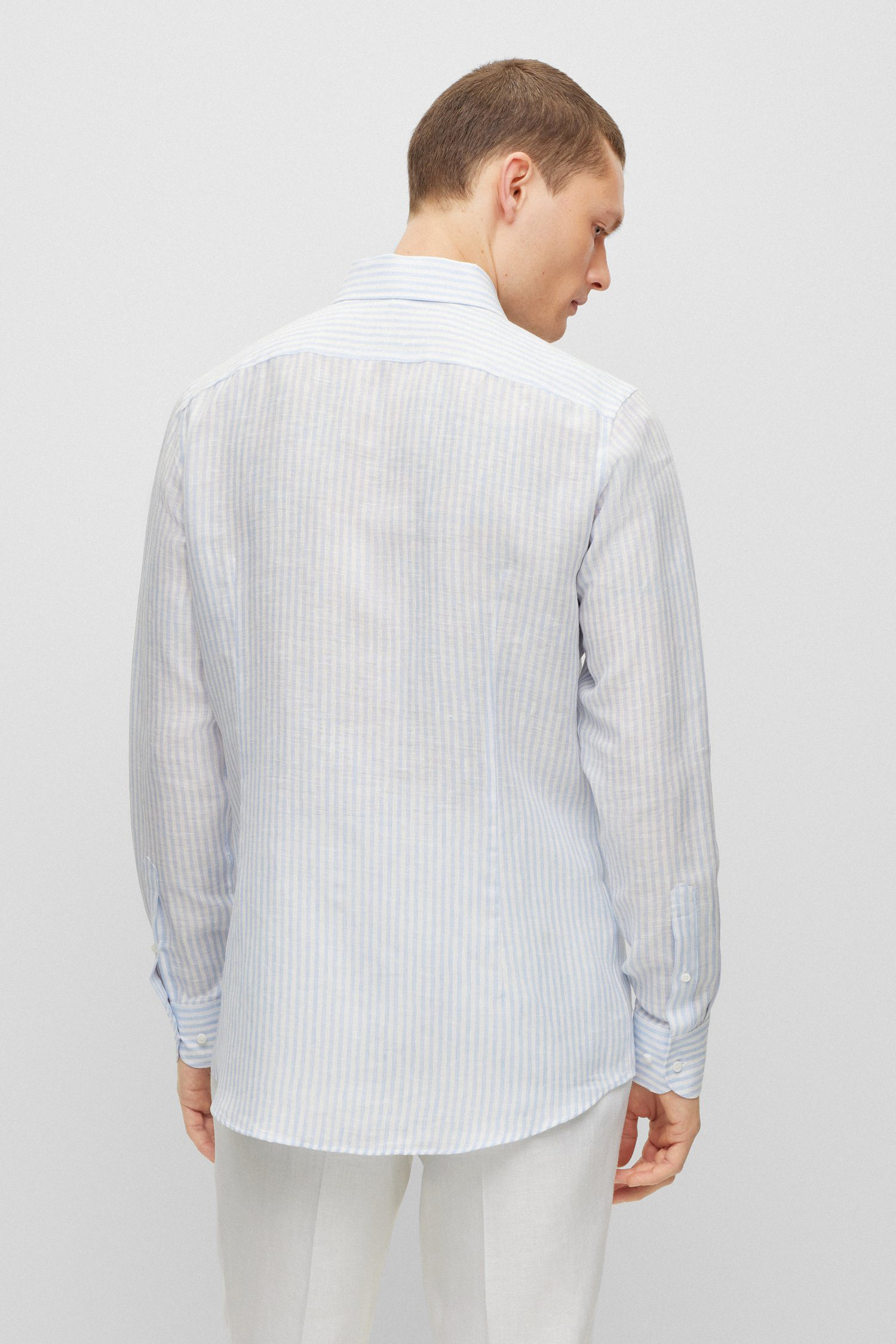 Чоловіча лляна сорочка у смужку BOSS 50490565;450