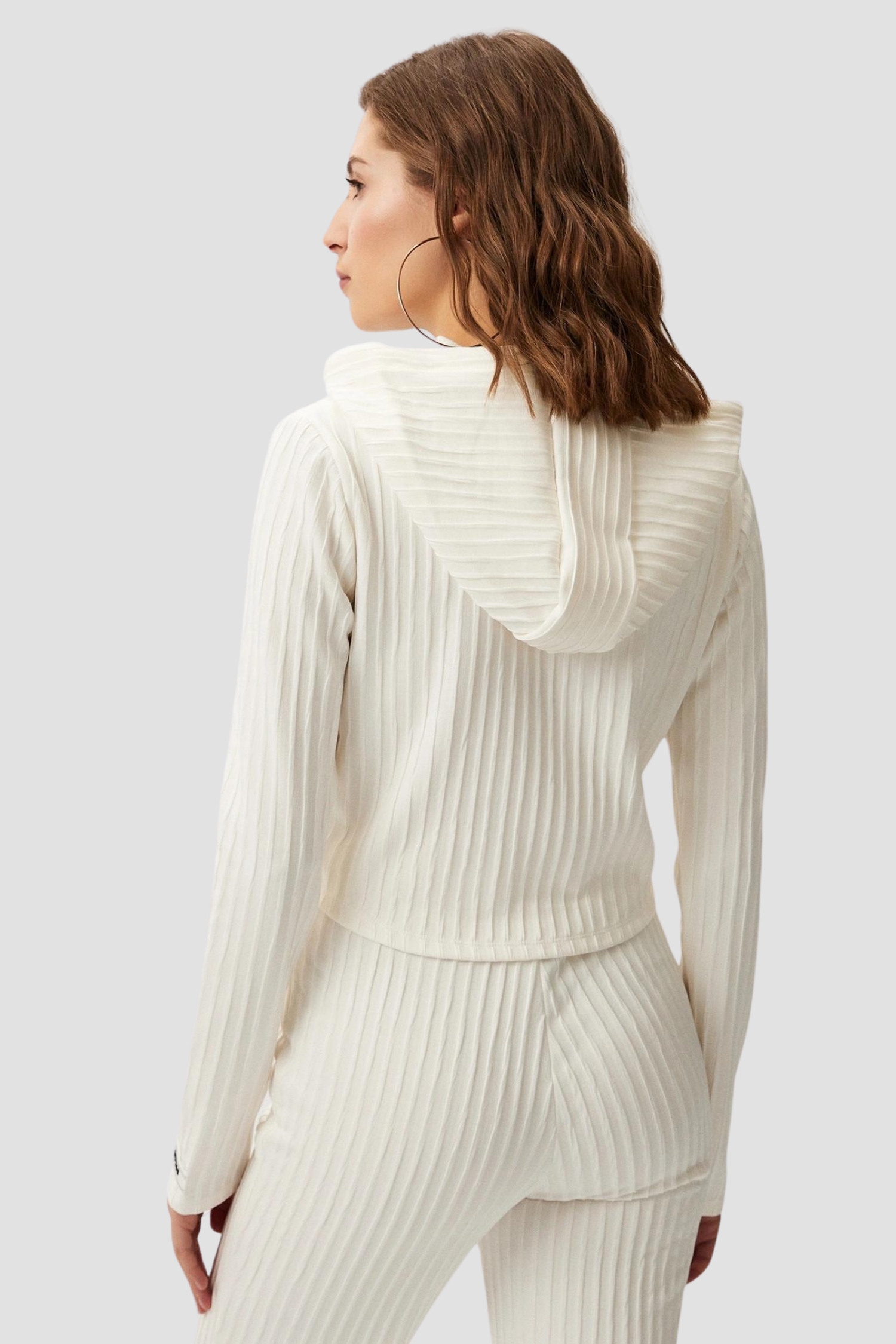 Женское белое худи Guess V4RQ03.KC2U2;G042