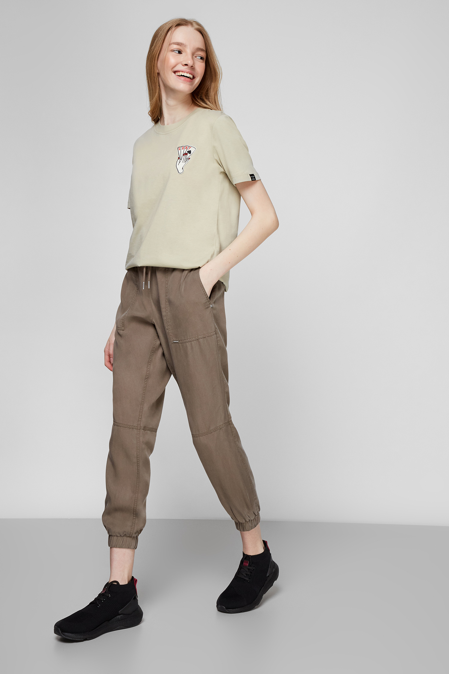Коричневі брюки для дівчат SuperDry W7010072A;GS0
