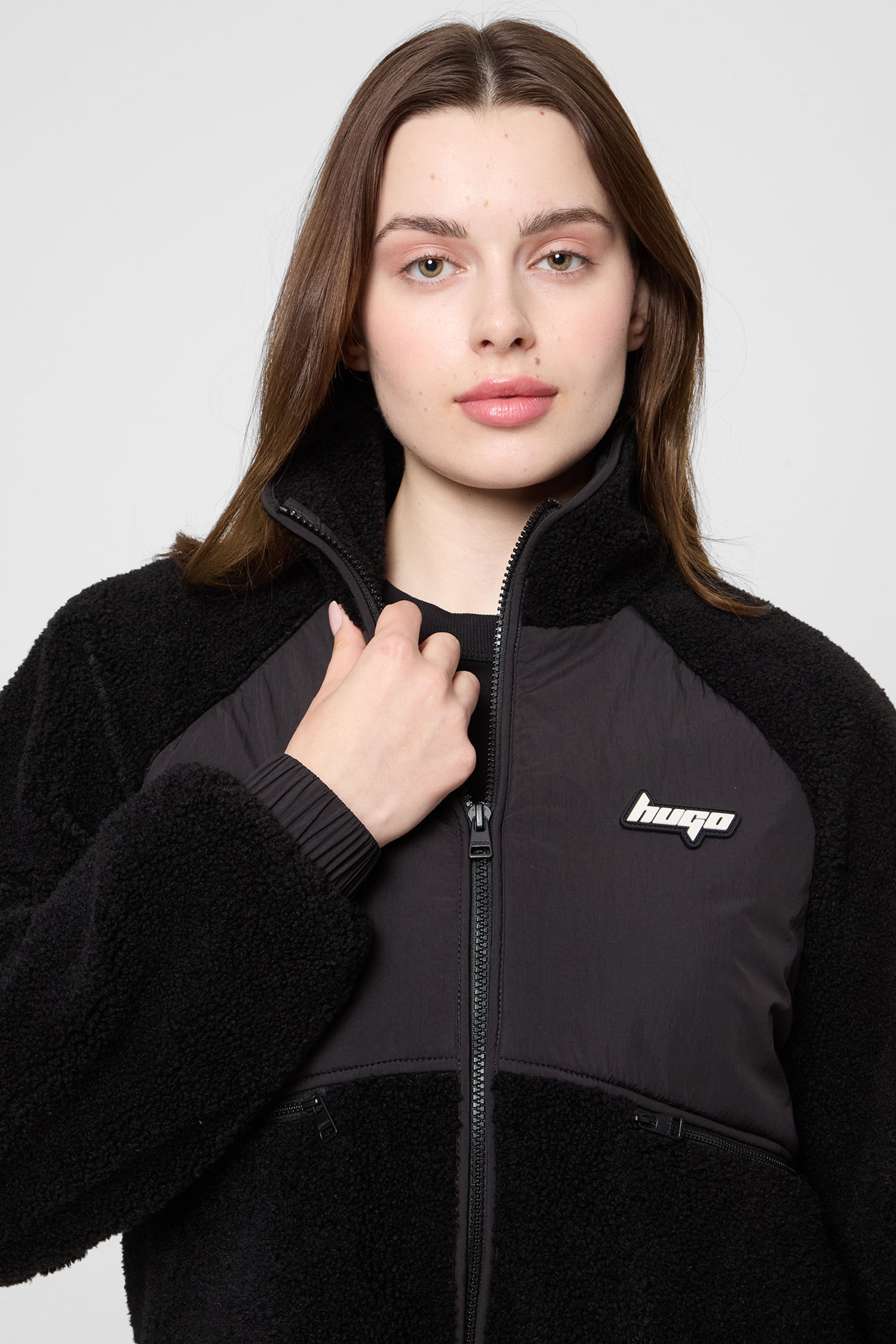 Женская черная куртка HUGO BLUE 50545637;001