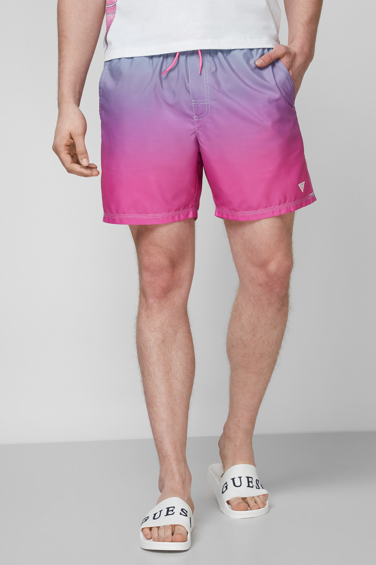 Мужские плавательные шорты Guess F1GT04.WO02O;G60J