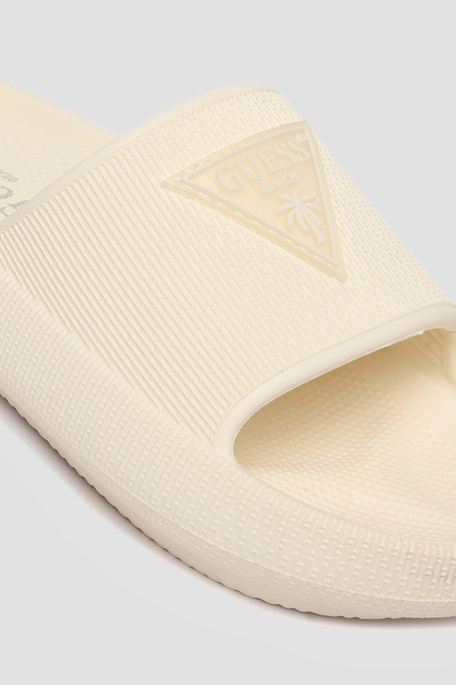 Женские белые слайдеры Guess E6GZ19.WG5X0;MLK