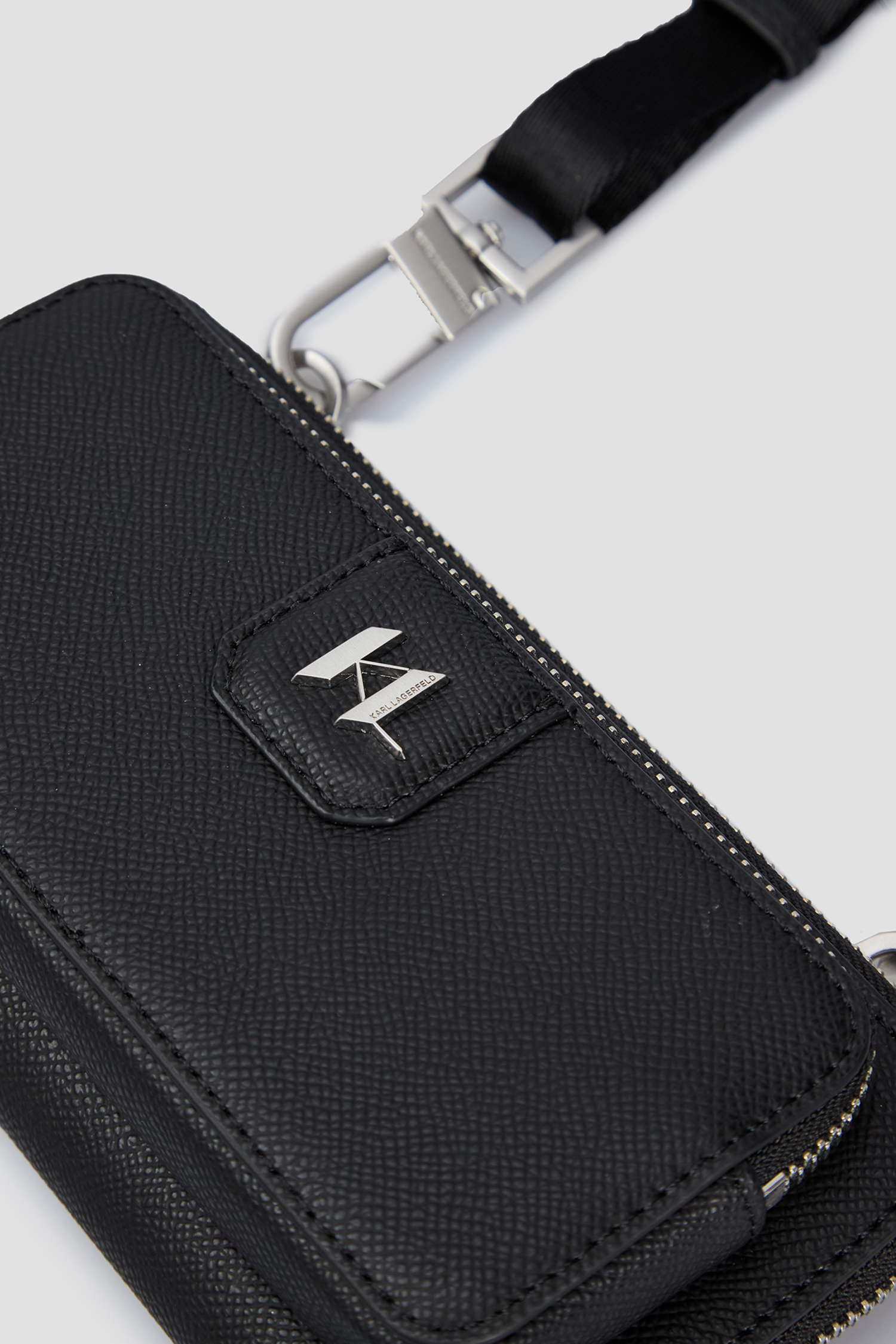 Чоловіча чорна шкіряна сумка Karl Lagerfeld A1M32100;999