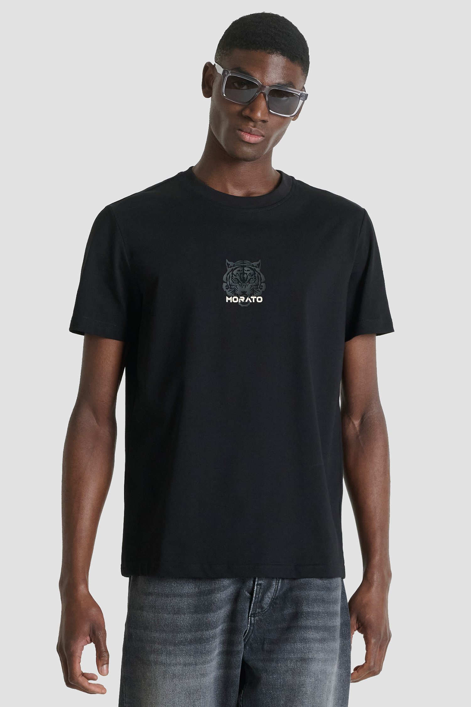 Мужская черная футболка Antony Morato MMKS02608.FA100258;9000