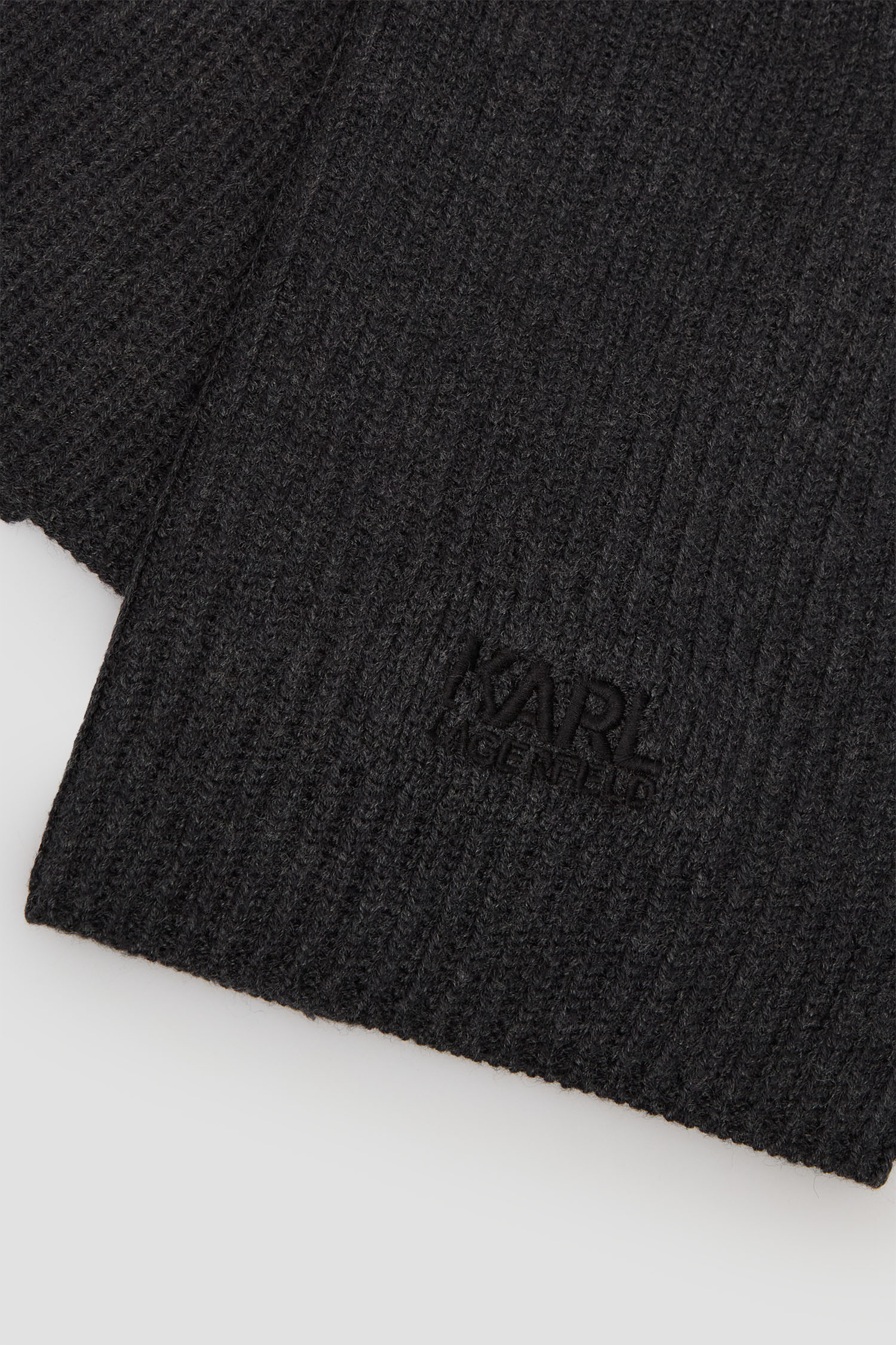 Мужской темно-серый шерстяной шарф Karl Lagerfeld 554305.805000;971