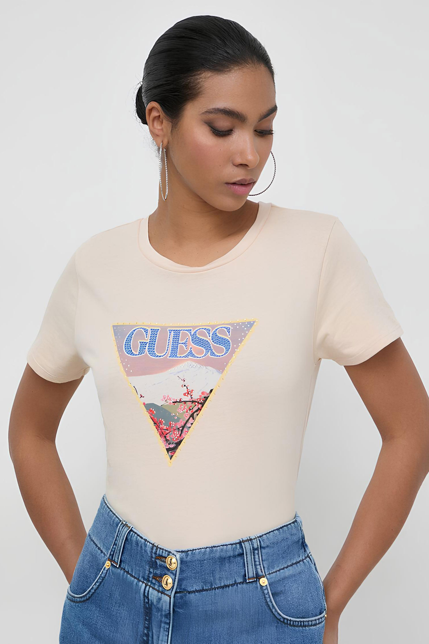 Женская бежевая футболка Guess W4GI63.KBZV1;F1NN