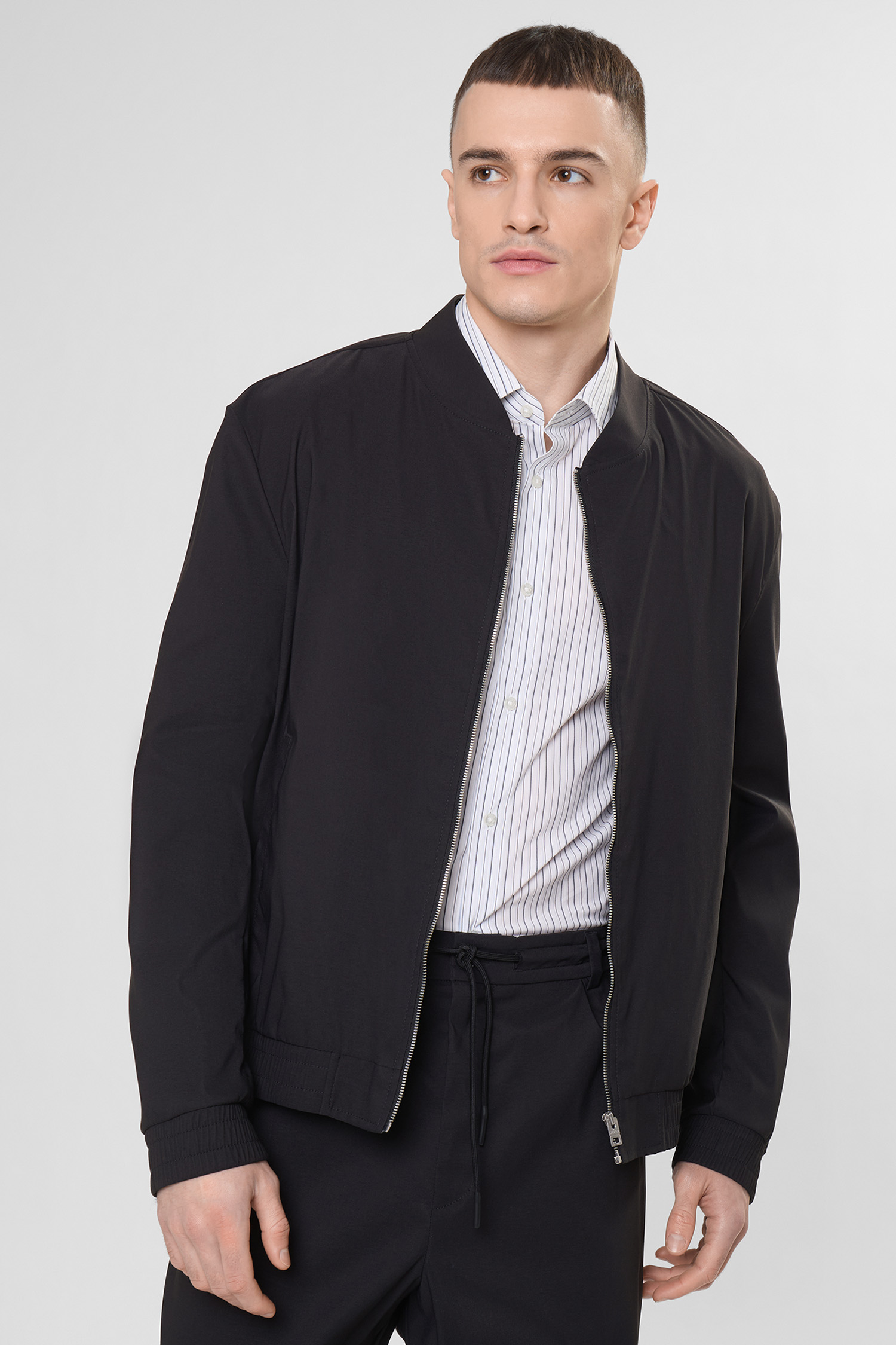 Мужская черная куртка HUGO 50553655;001