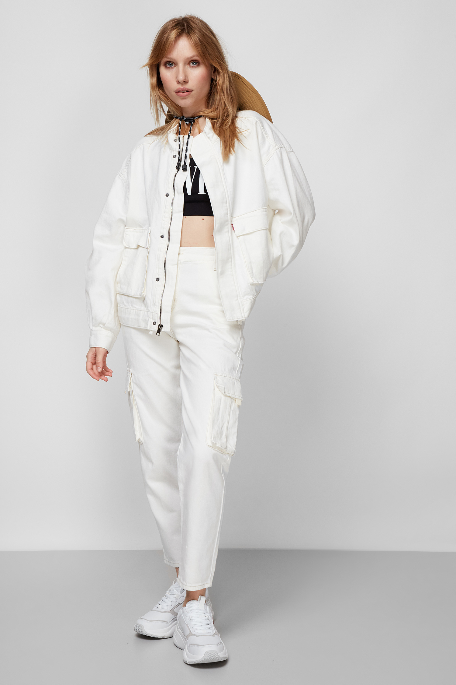 Женская белая джинсовая куртка Levi’s® 34240;0002
