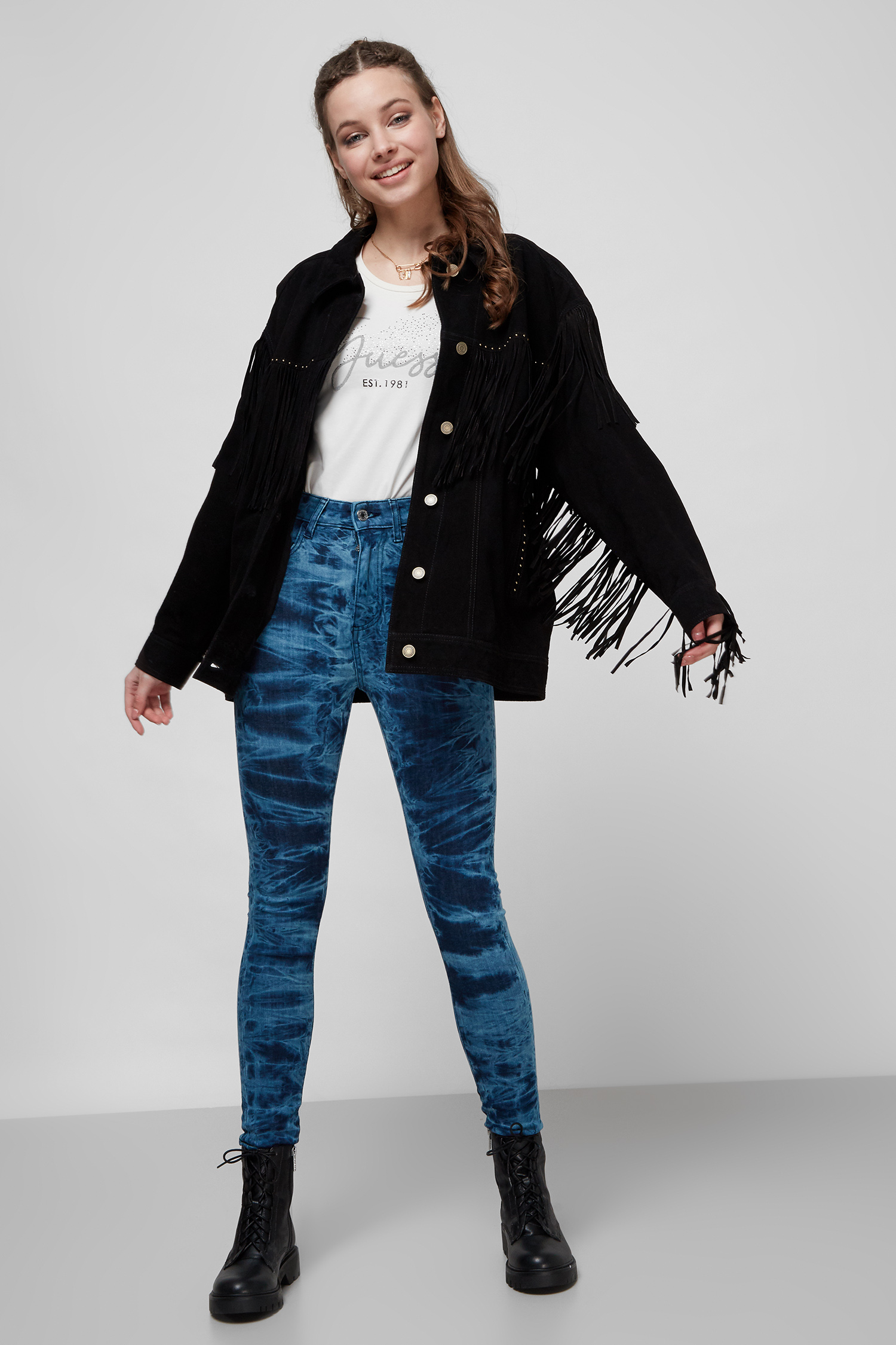 Черная замшевая куртка для девушек Guess W2RL13.L0P70;JBLK