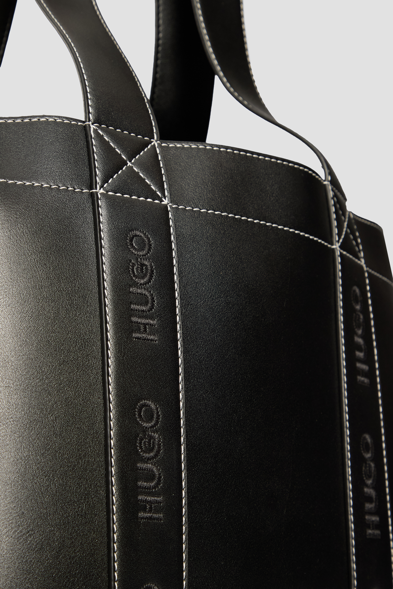 Женская черная сумка HUGO 50547491;001