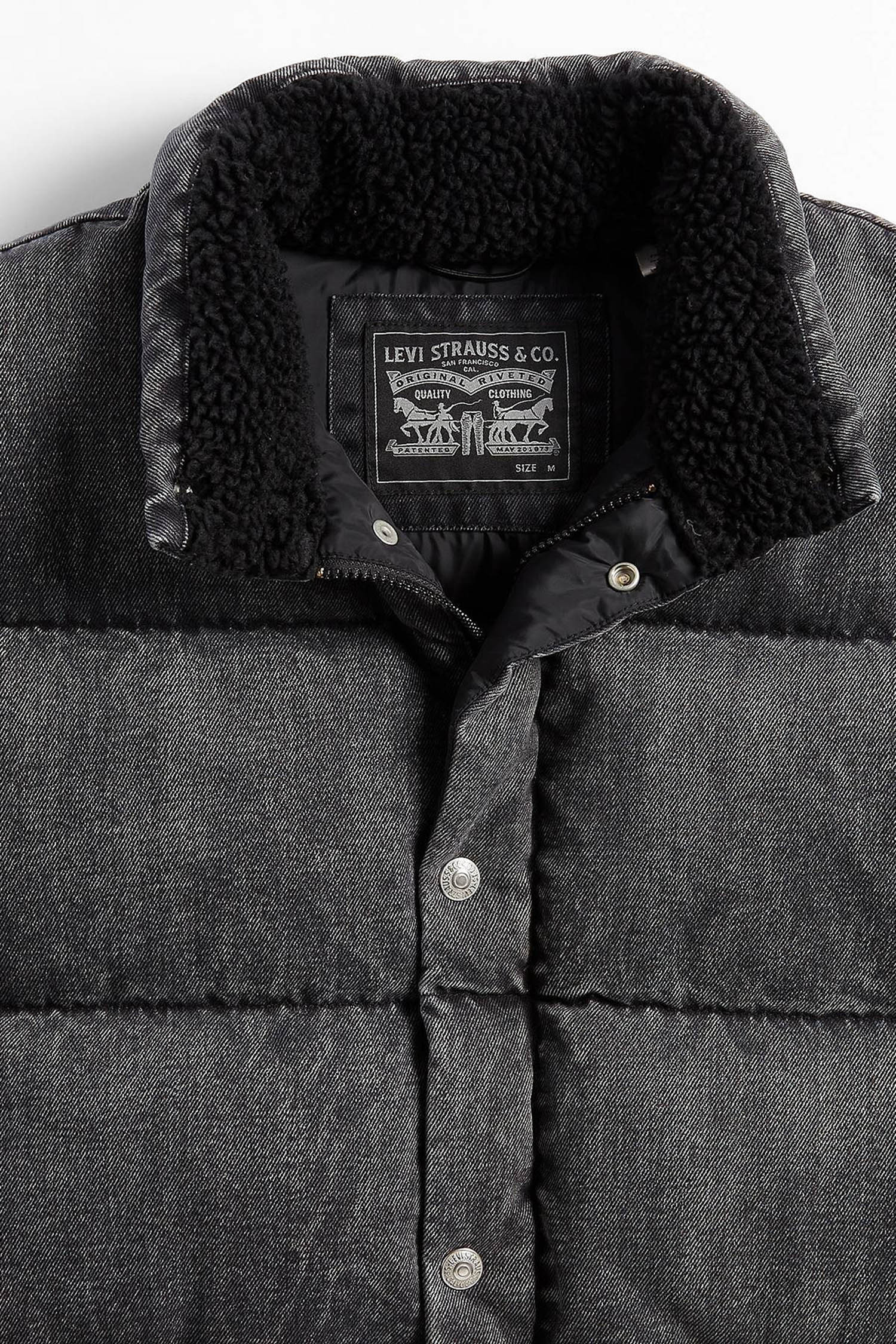 Мужская темно-серая куртка Levi’s® A5803;0001