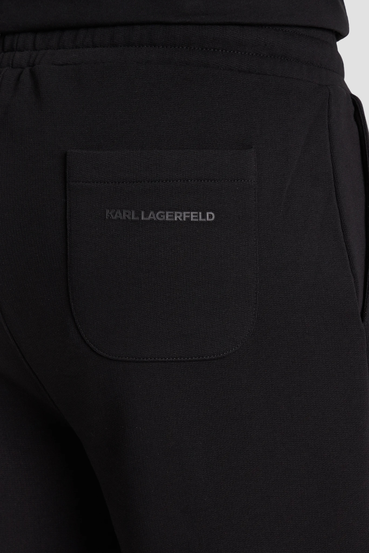 Мужские черные шорты Karl Lagerfeld 553904.705114;990