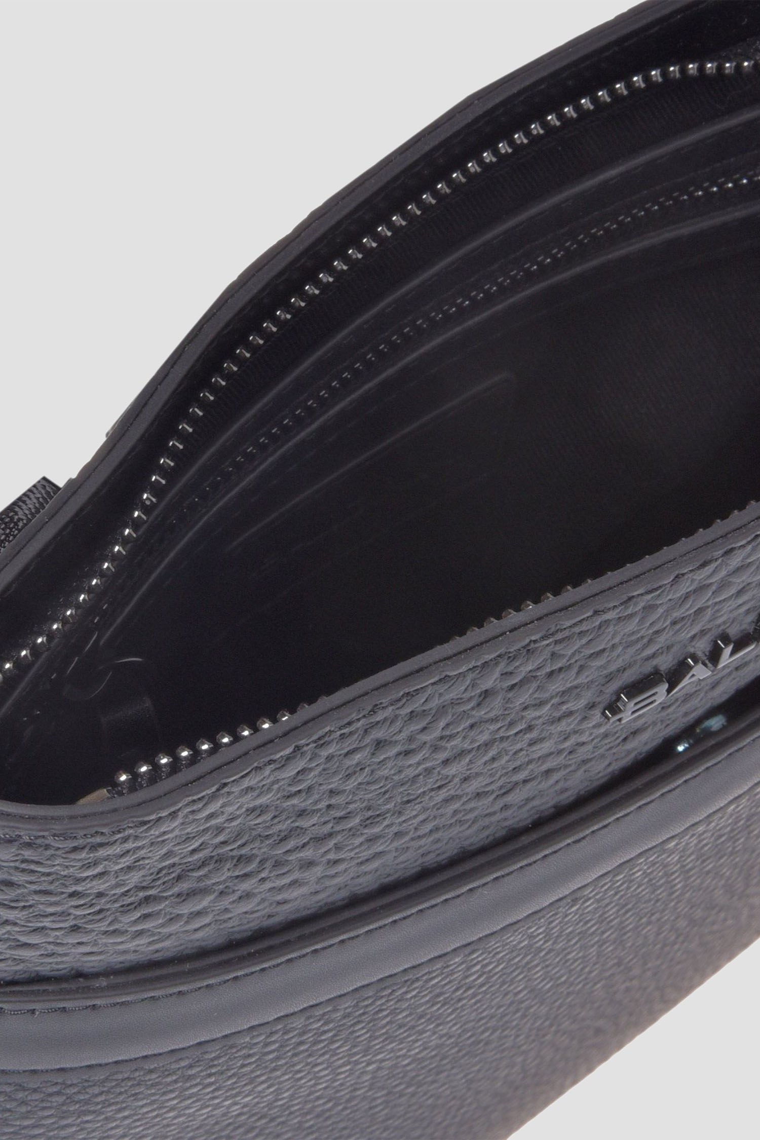 Мужская черная кожаная сумка BALDININI C6B330XXBOTT;0002