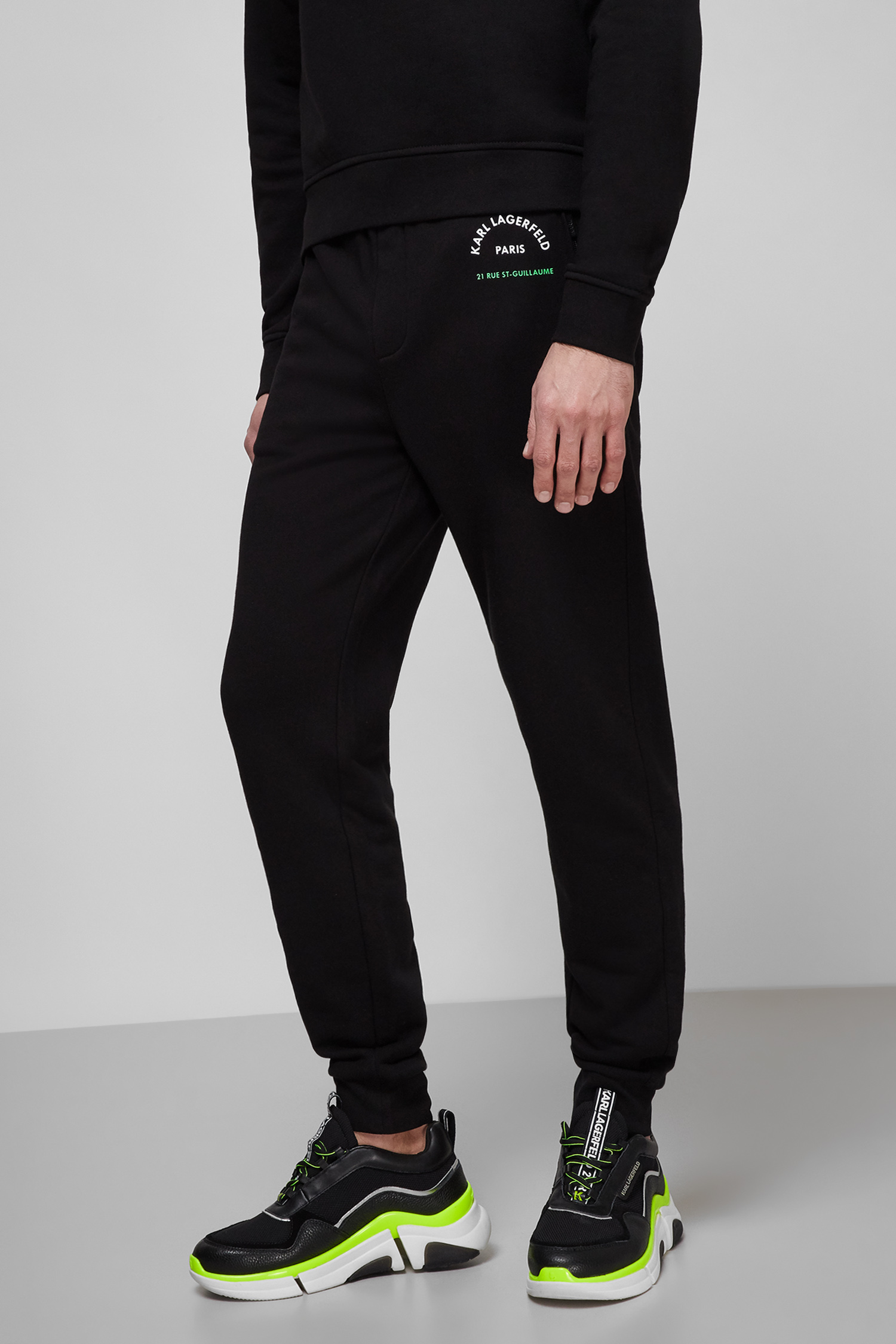 Мужские черные спортивные брюки Karl Lagerfeld 511910.705092;990