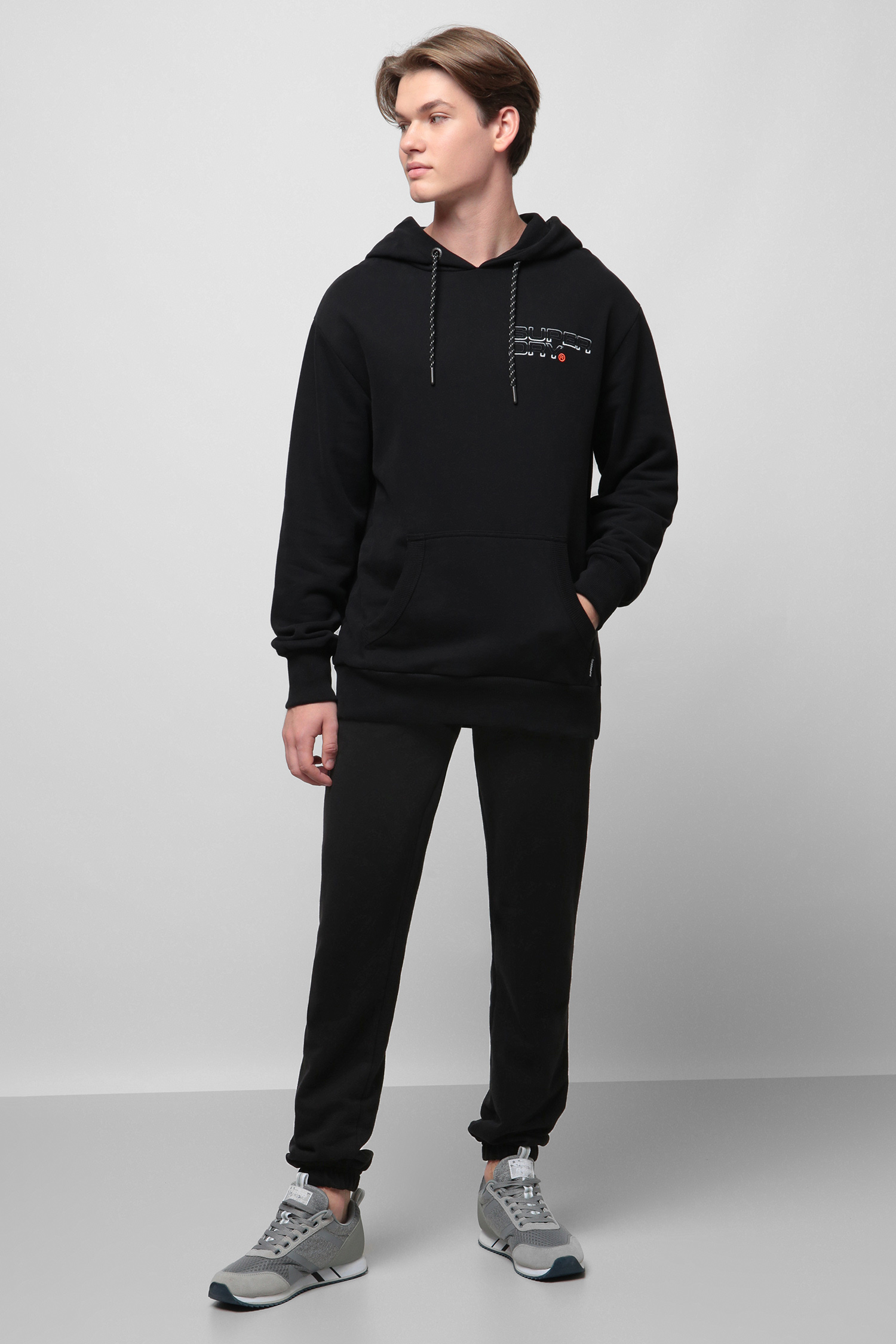 Черные спортивные брюки для парней SuperDry M7000049A;02A
