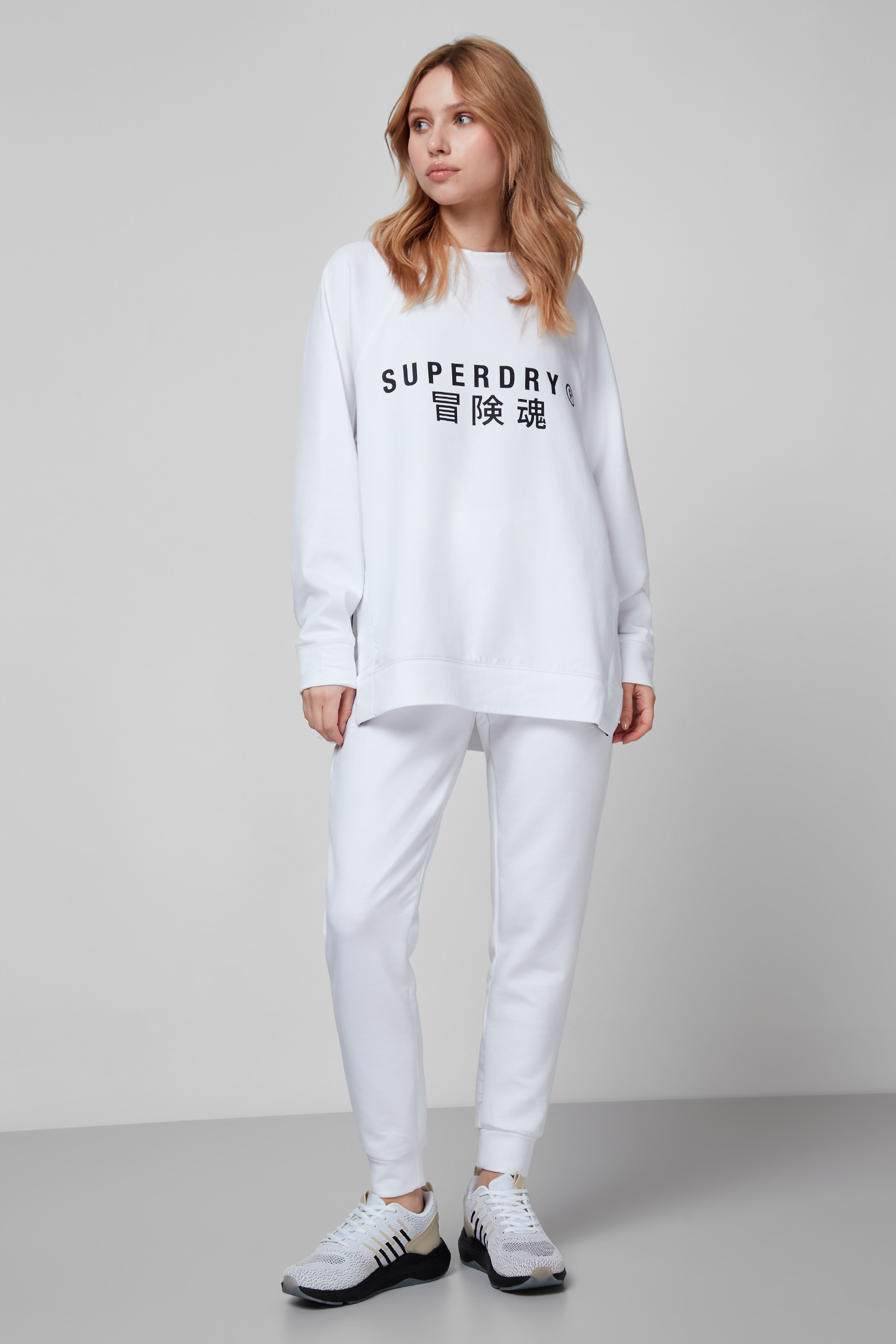 Жіночі білі спортивні штани SuperDry WS310180A;01C