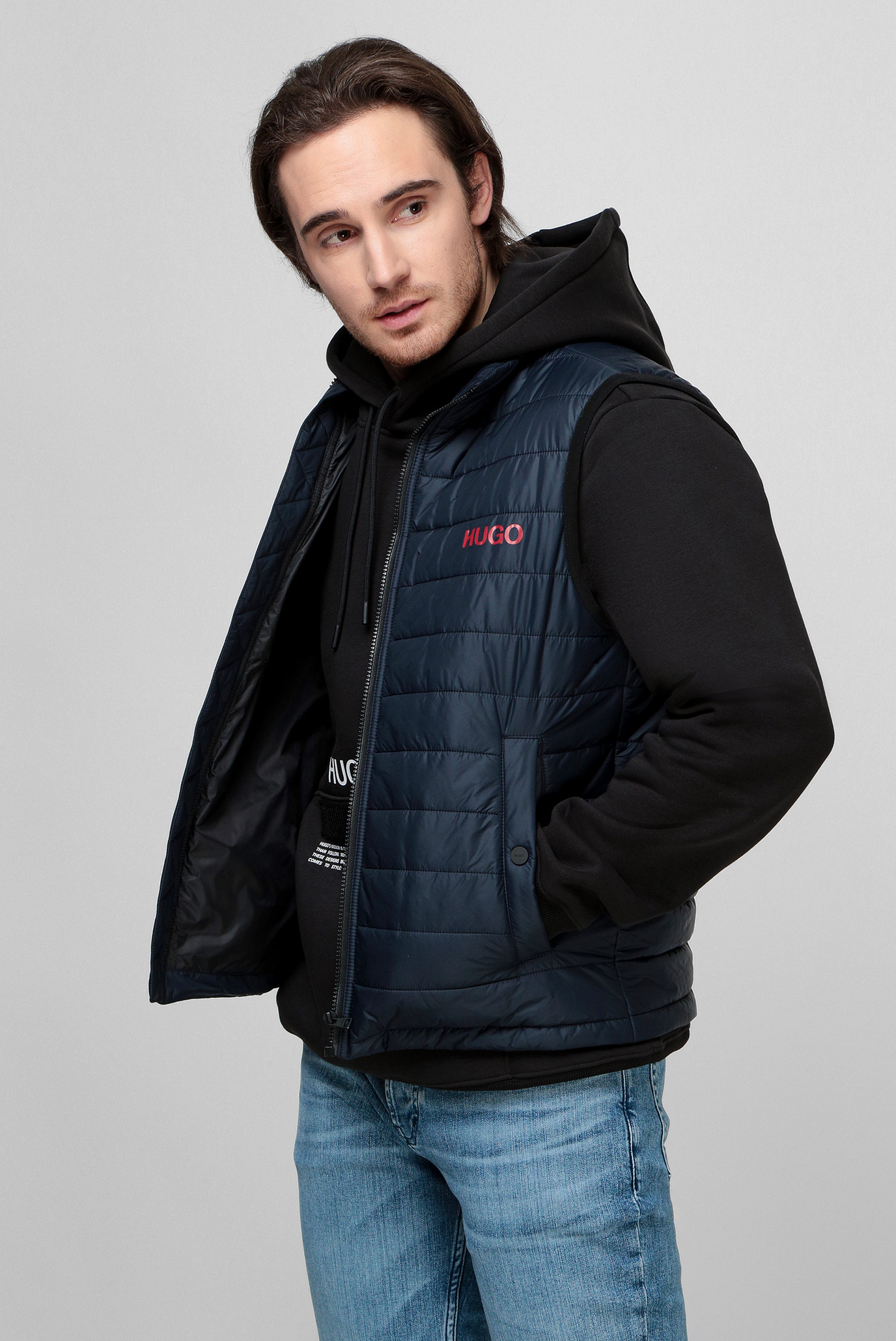 Чоловічий темно-синій жилет HUGO 50470168;405