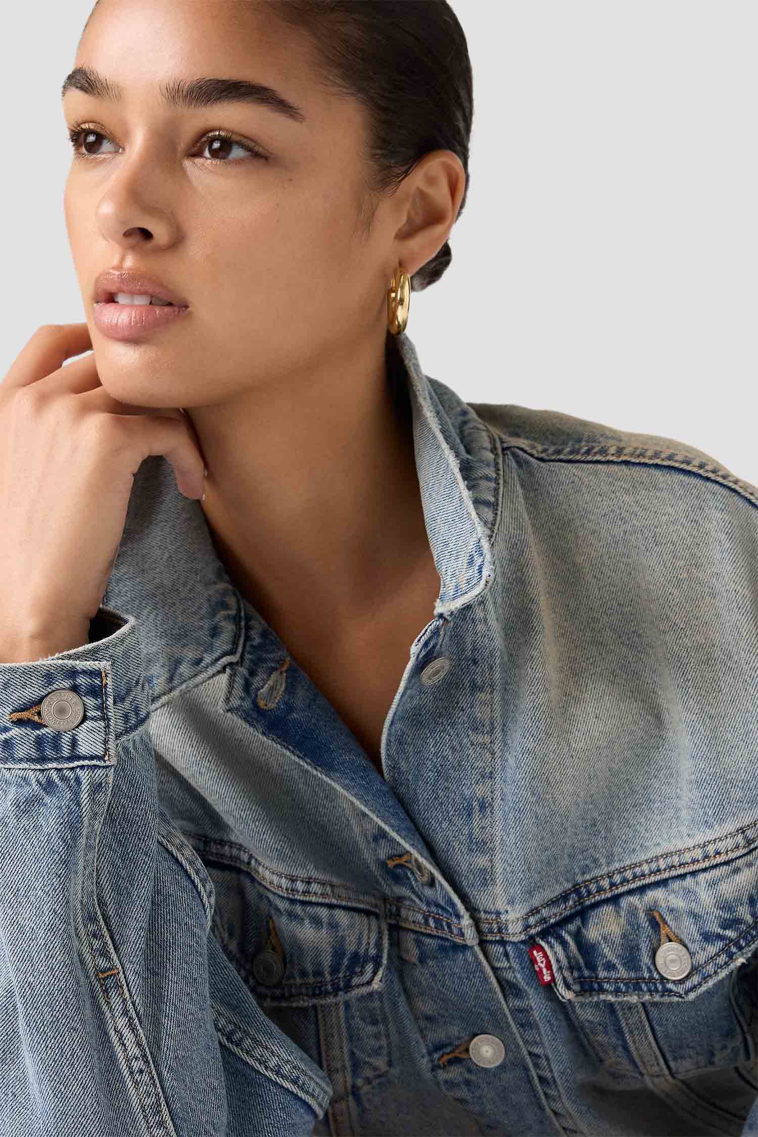 Жіноча блакитна джинсова куртка Levi’s® A9155;0022