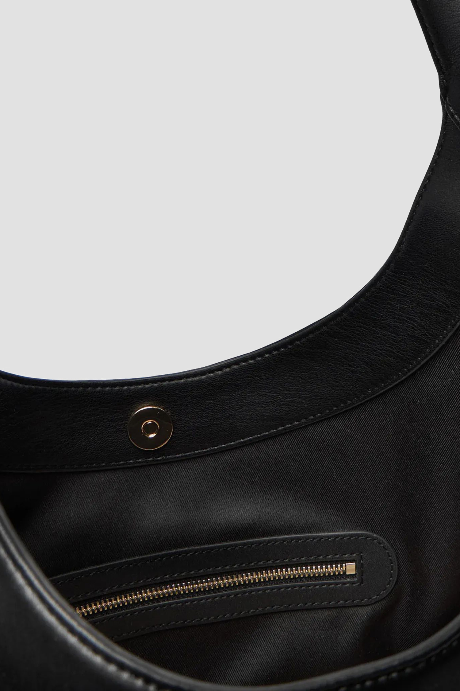 Женская черная сумка Moschino JC4393PP0N.KN0;000