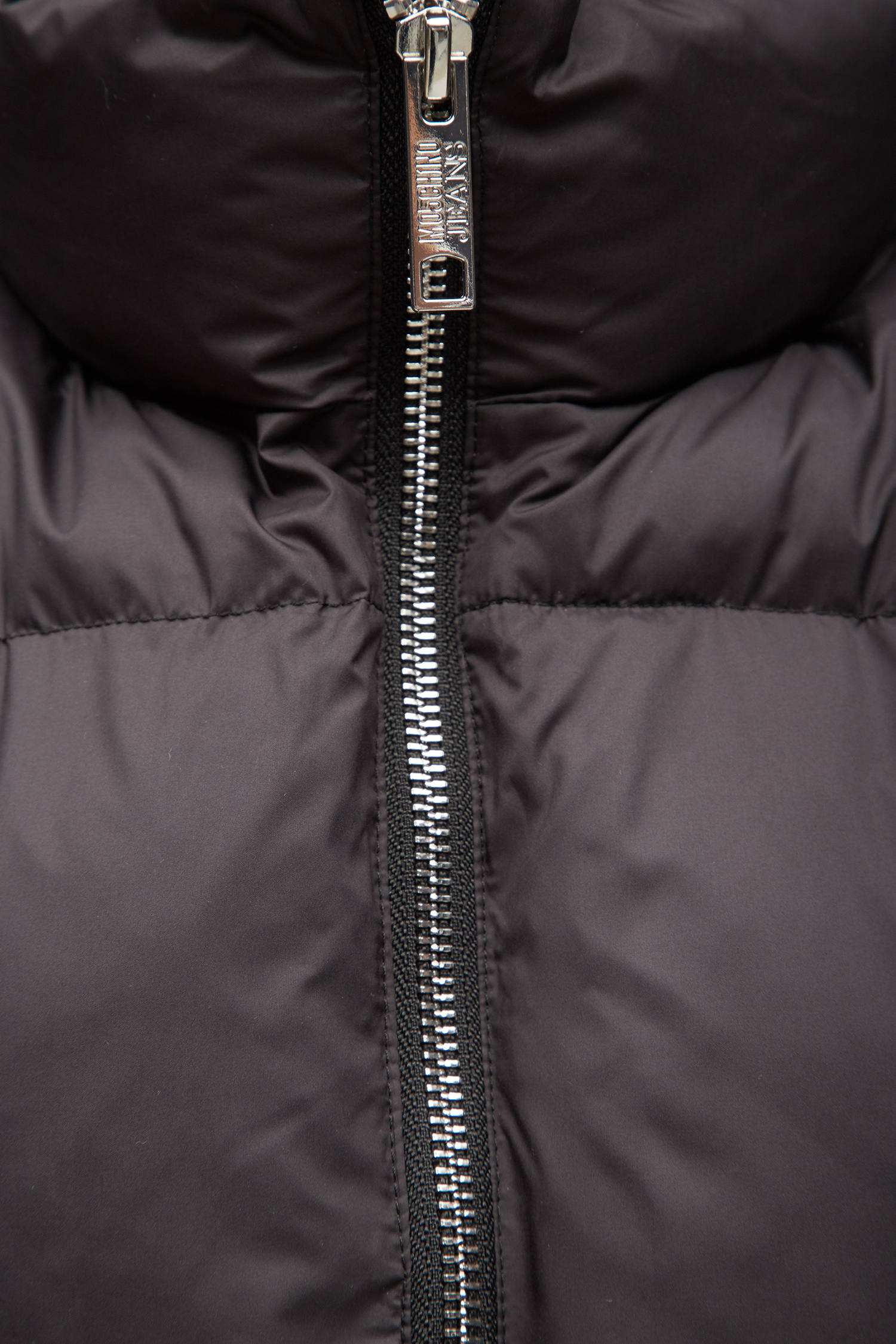 Женский черный жилет Moschino A0625.8218;1516