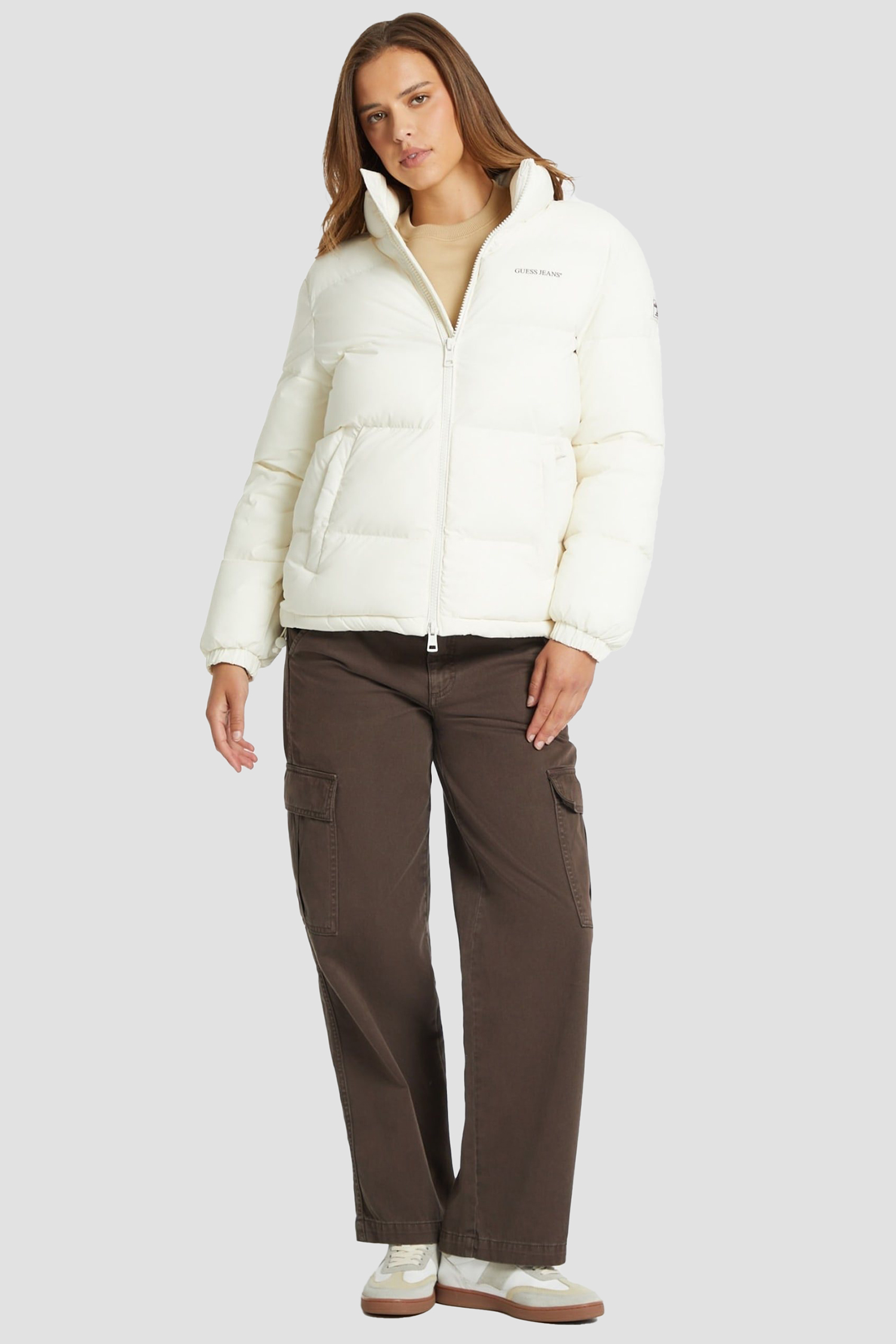 Женская белая куртка Guess Jeans W4BL21.WGII2;G053