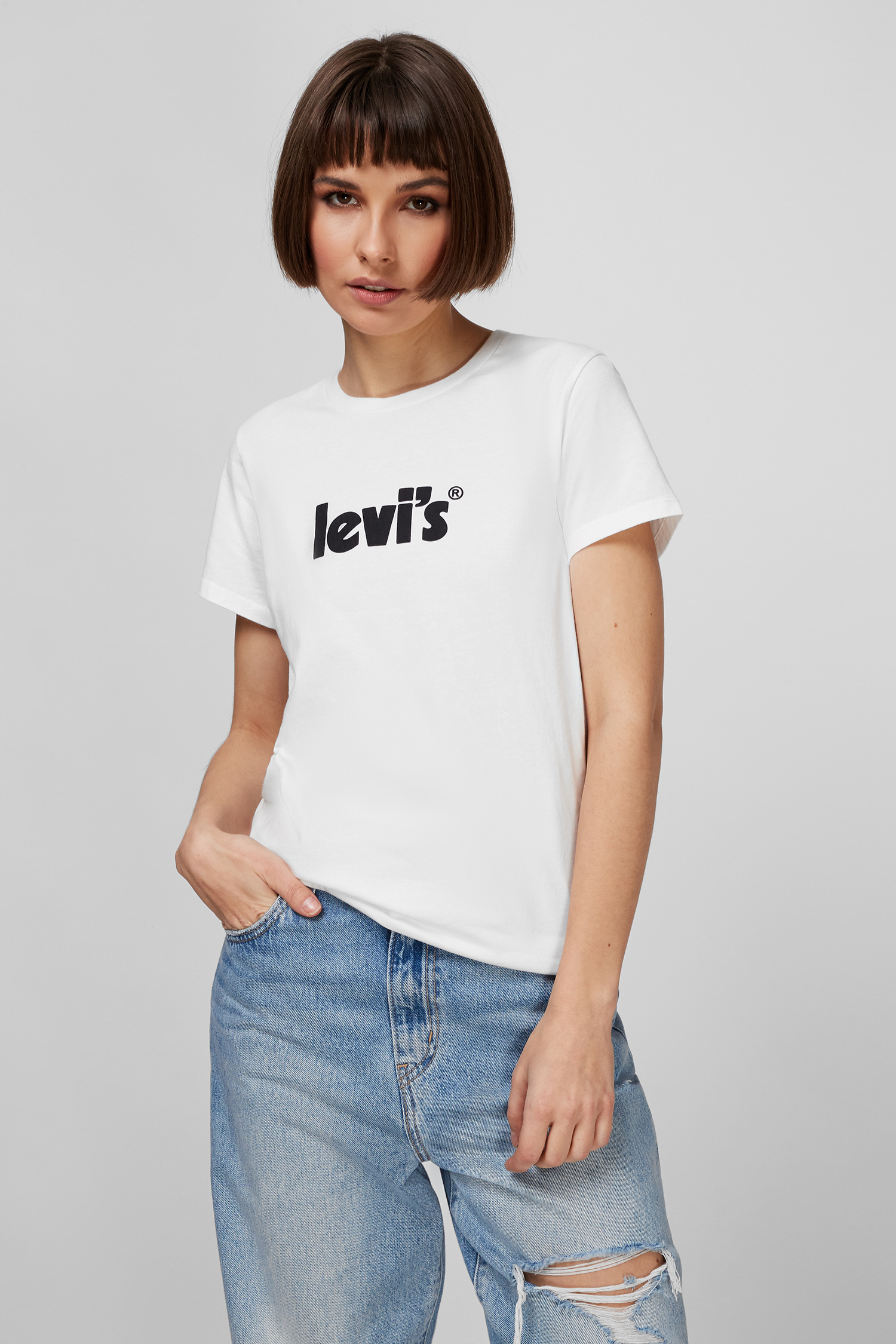 Женская белая футболка Levi’s® 17369;1755 — Ultrashop