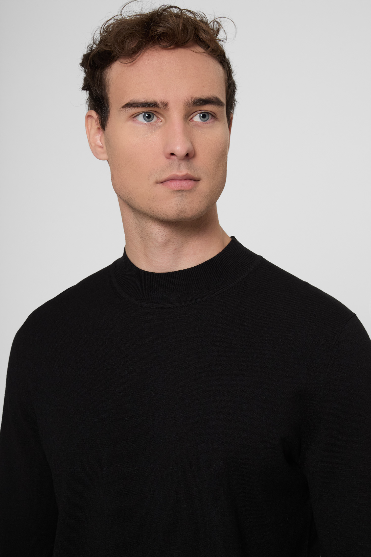 Чоловічий чорний джемпер HUGO 50546856;001