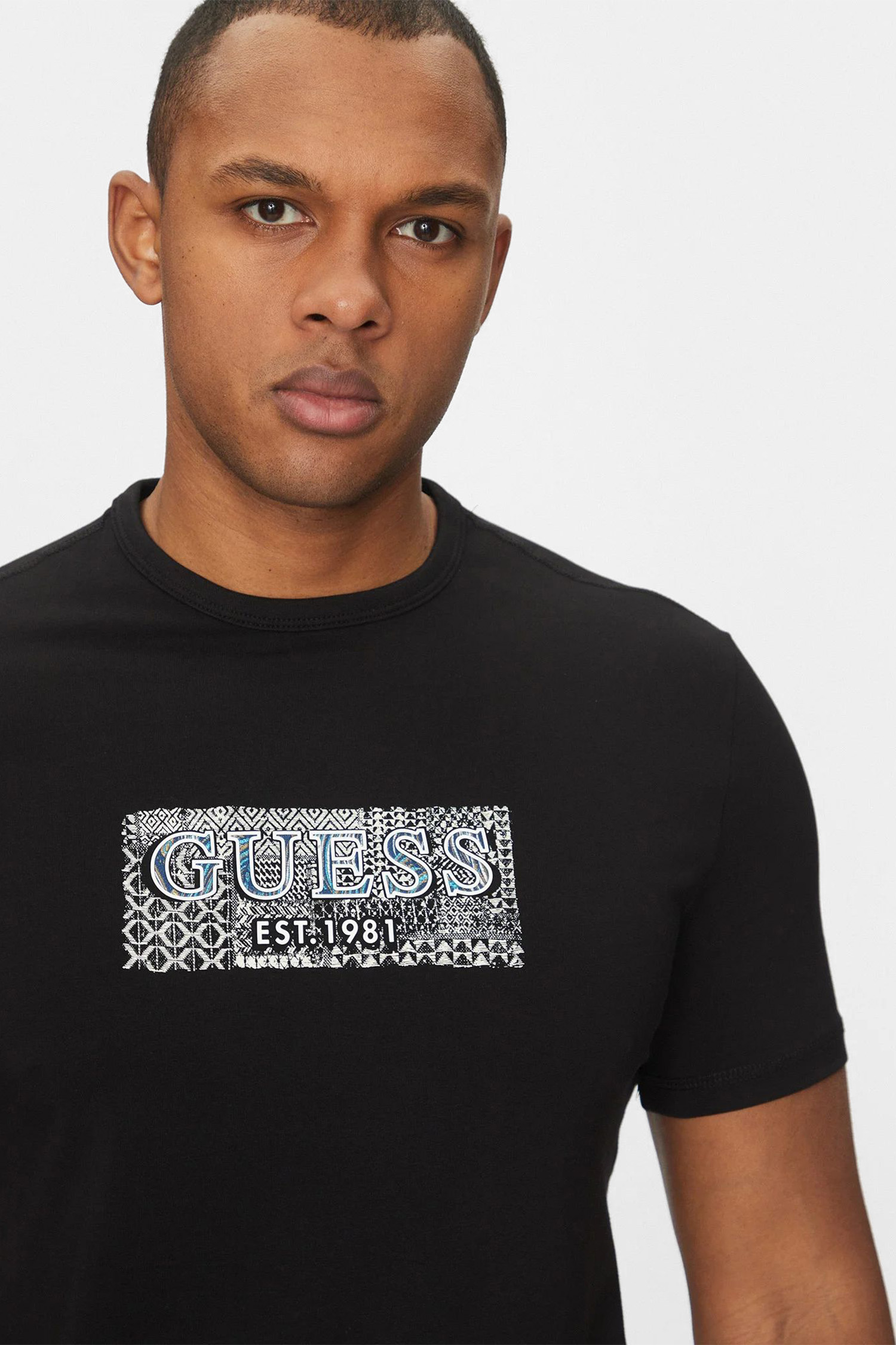 Мужская черная футболка Guess M5GI19.J1314;JBLK