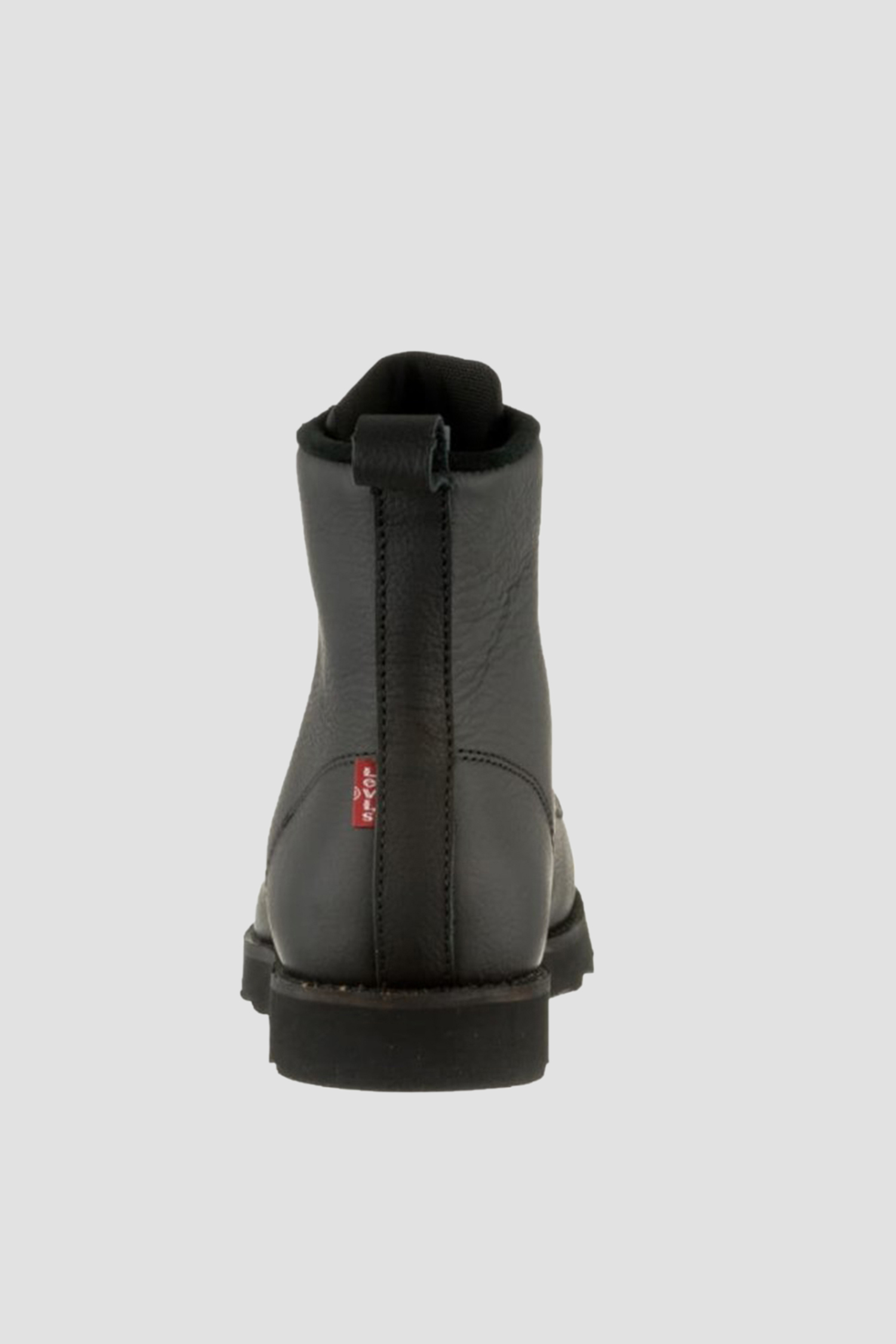 Чоловічі чорні шкіряні черевики Levi’s® 234734;700.559