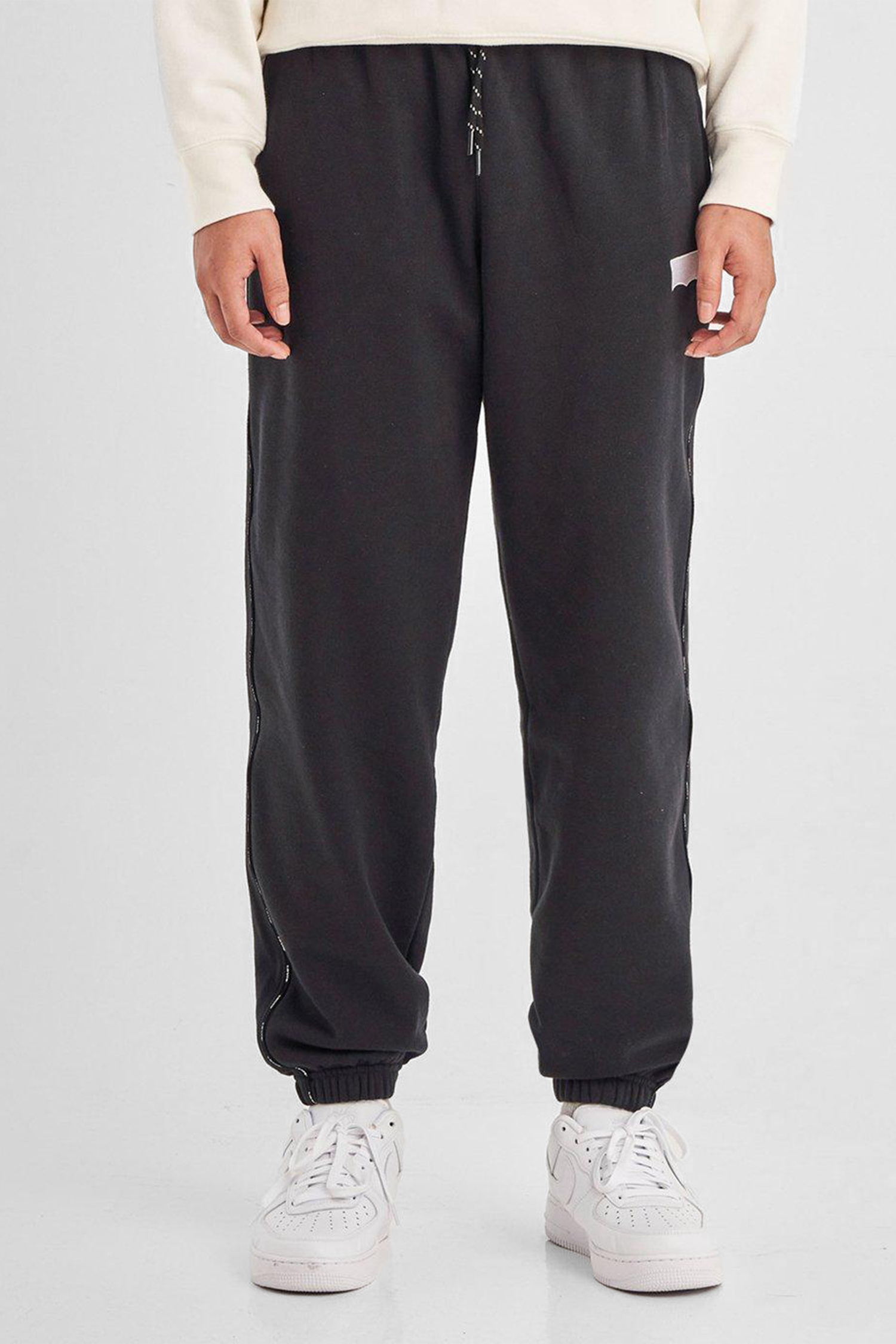 Мужские черные спортивные брюки Levi’s® A5247;0002
