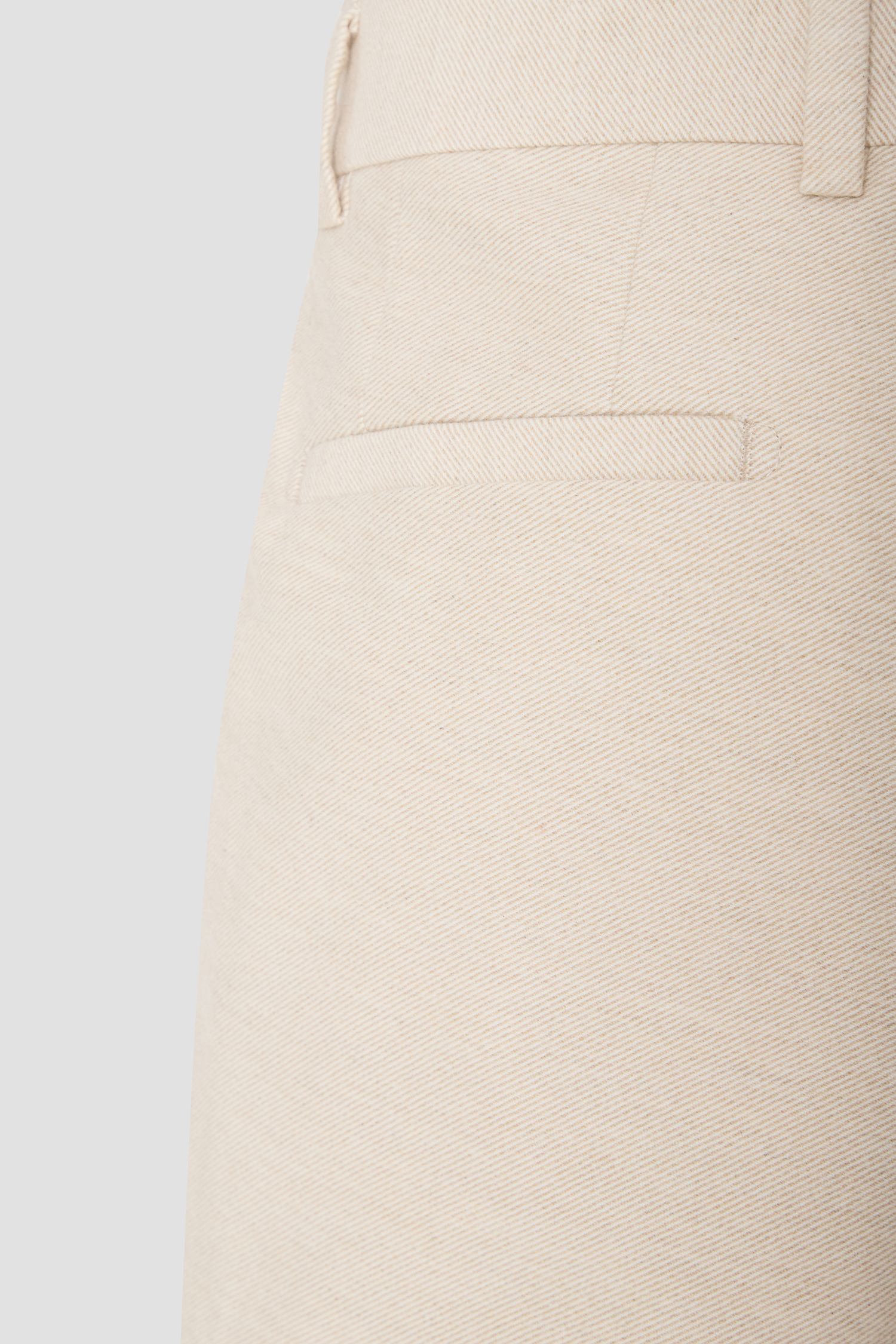 Мужские бежевые брюки BOSS 50524819;260