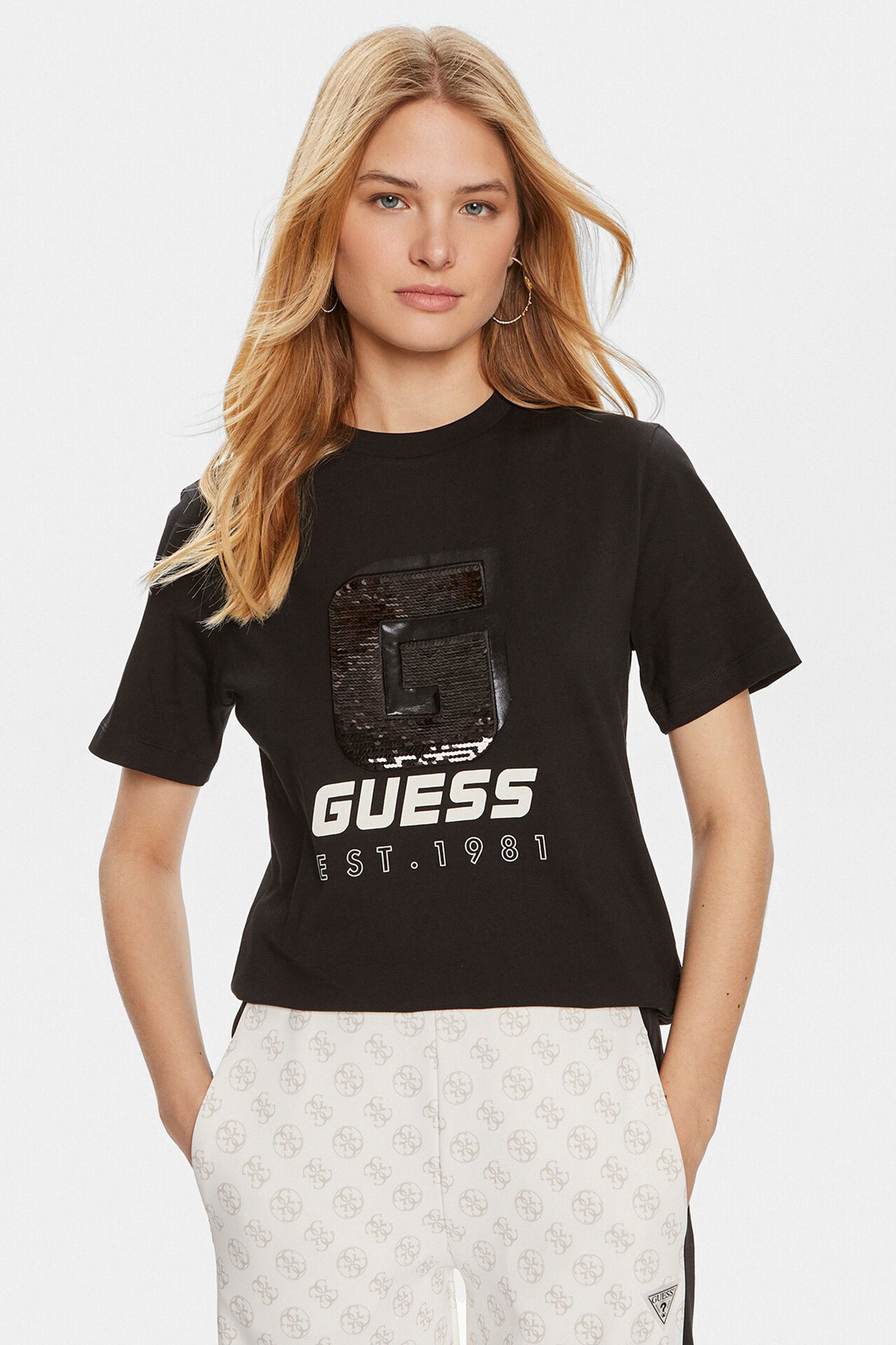 Жіноча чорна футболка Guess V4YI07.I3Z14;JBLK