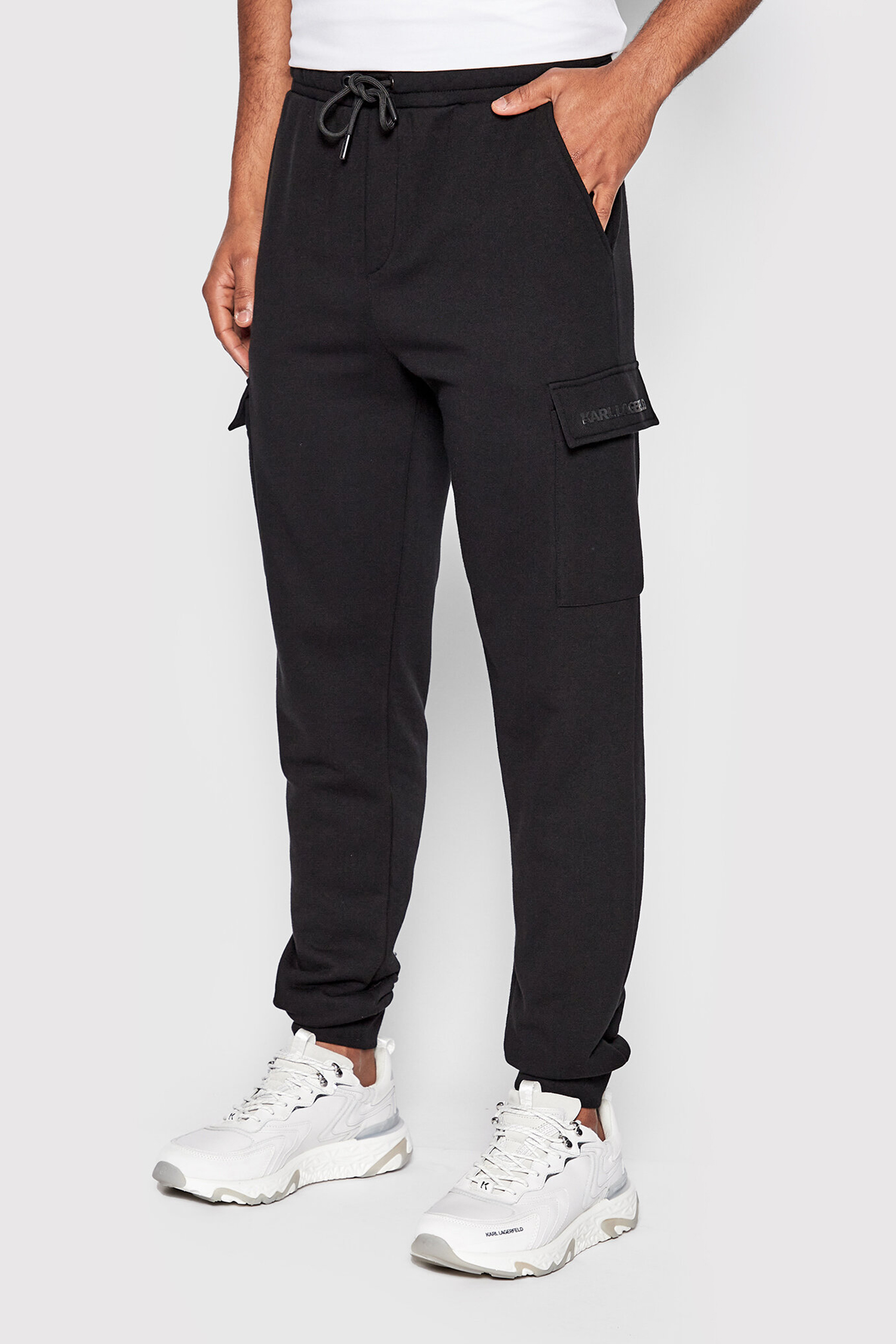Мужские черные спортивные брюки Karl Lagerfeld 523910.705087;990
