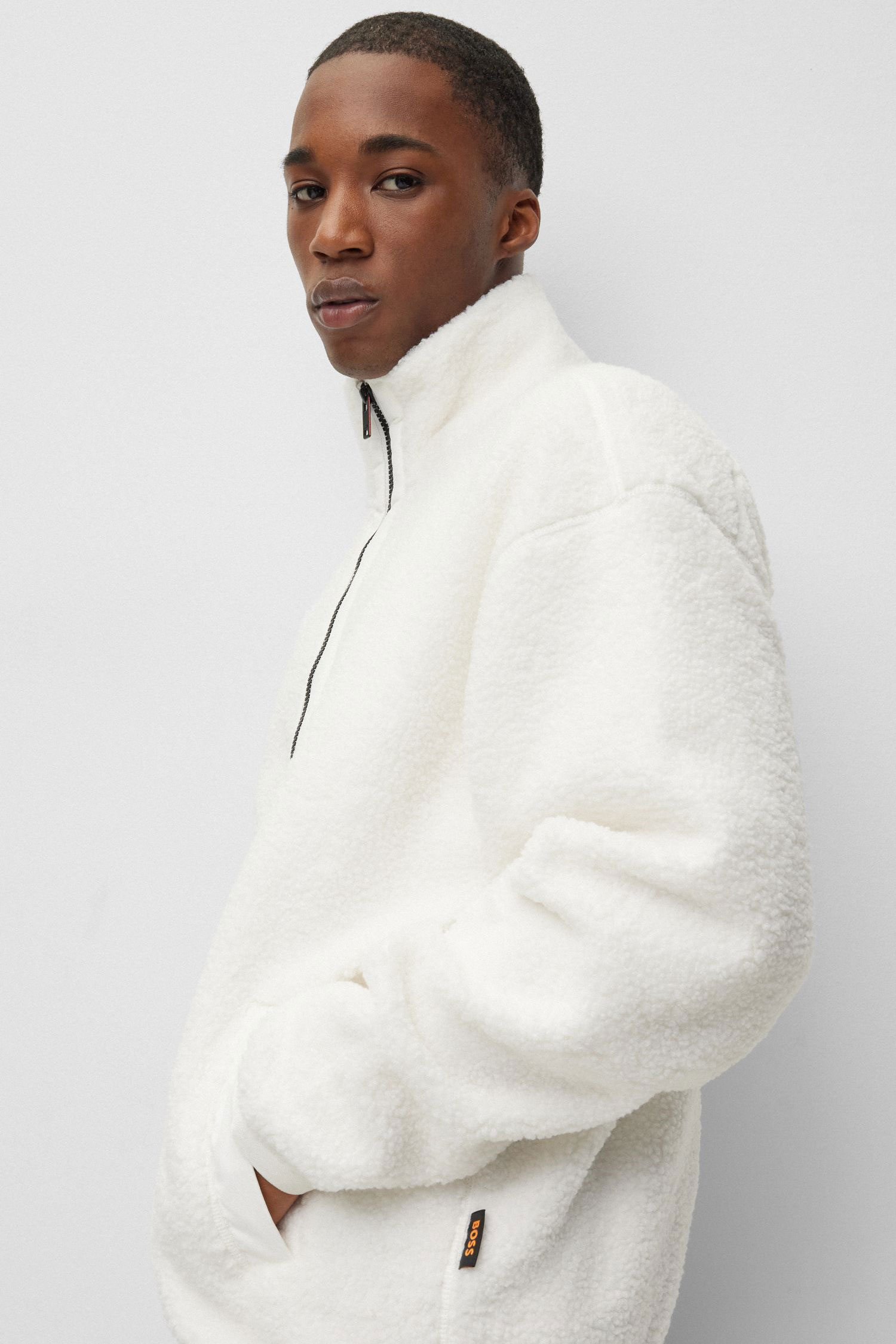 Мужской белый кардиган BOSS 50498855;106