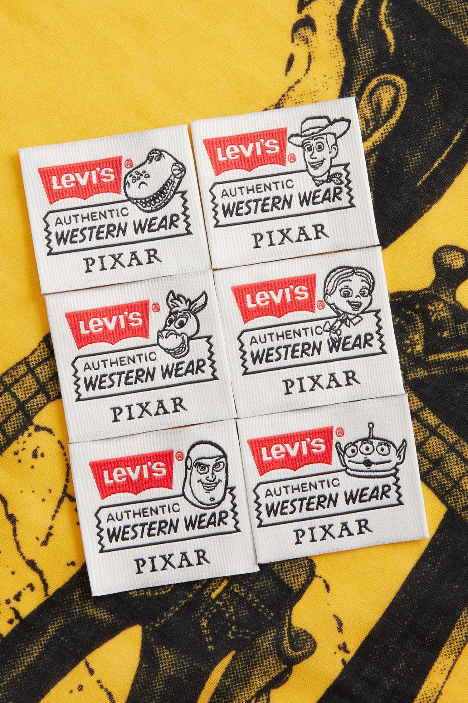 Чоловіча блакитна джинсова куртка Levi's® x Toy Story Levi’s® 0034J;0000