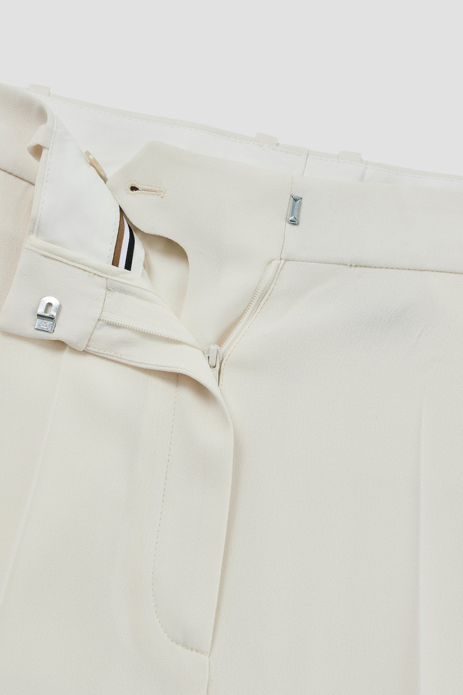 Жіночі білі брюки BOSS 50510115;118