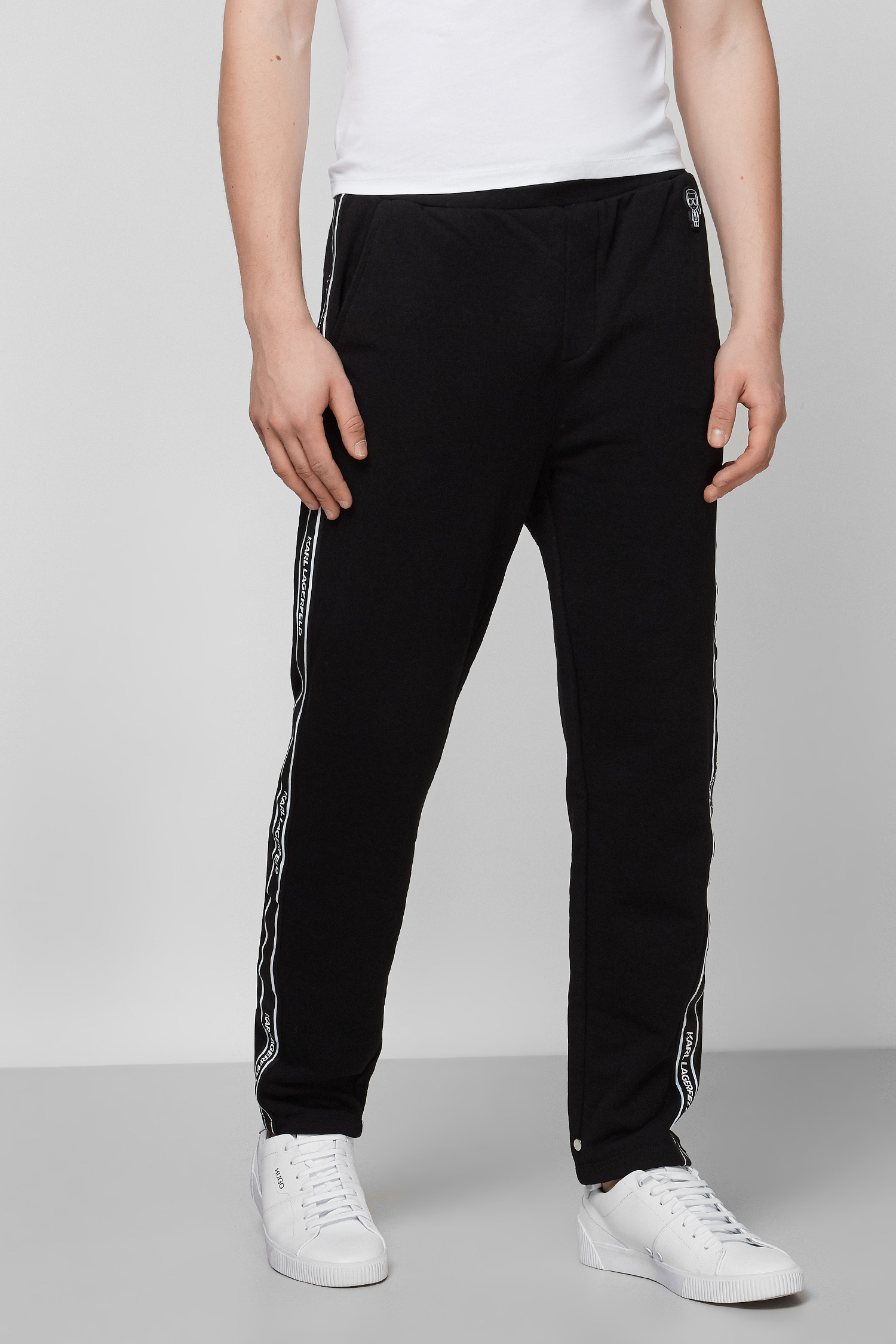 Черные спортивные брюки для парней Karl Lagerfeld 511900.705022;990