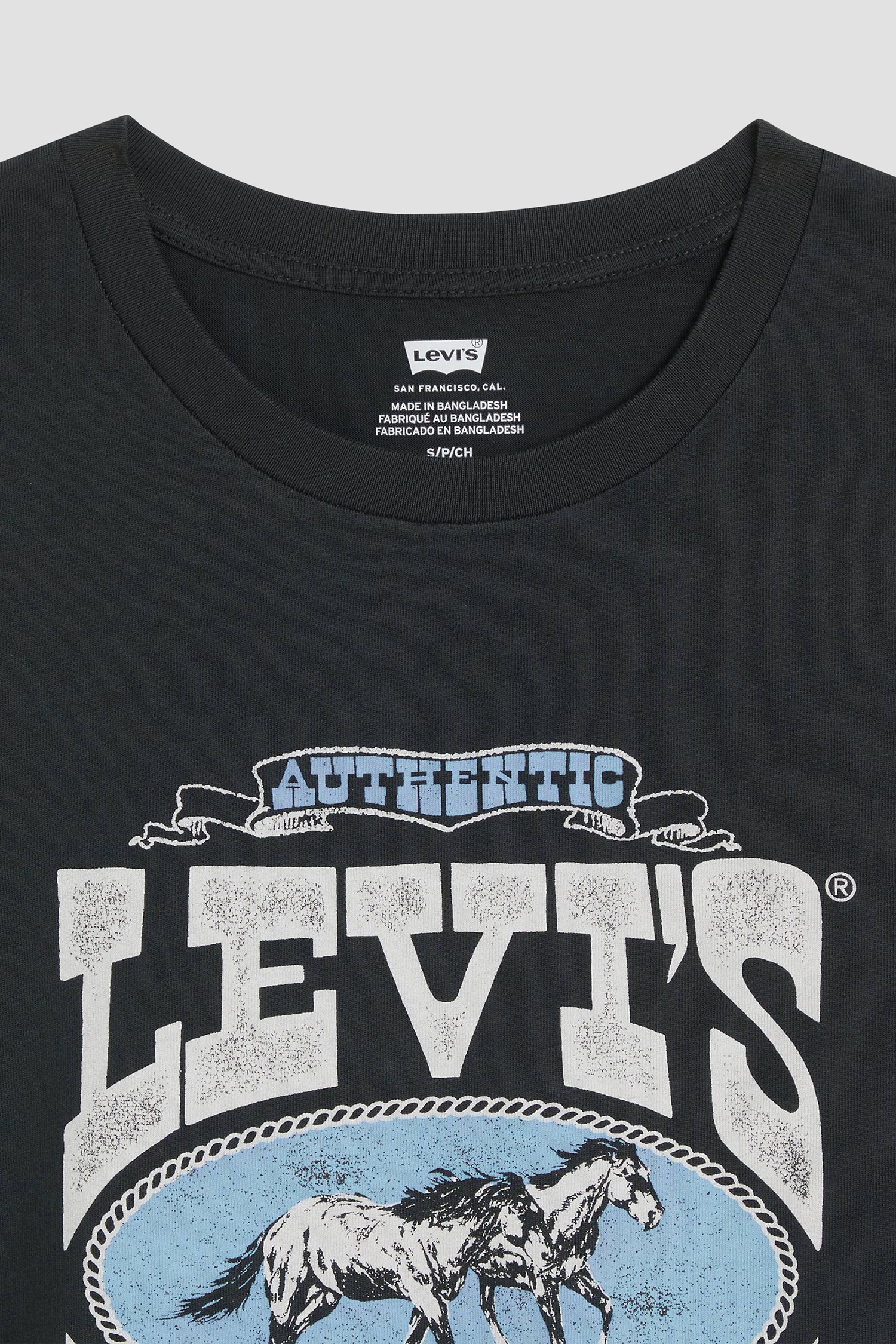 Женская черная футболка Levi’s® 17369;3023
