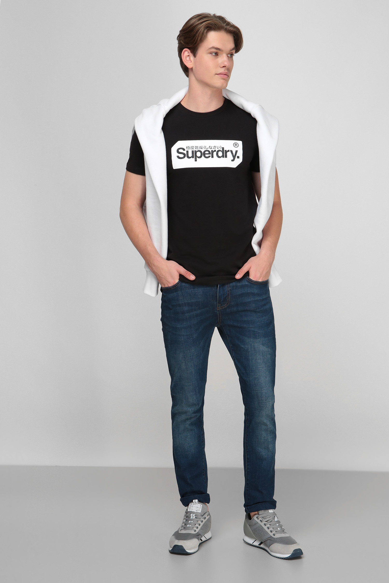 Черная футболка для парней SuperDry M1010049A;02A