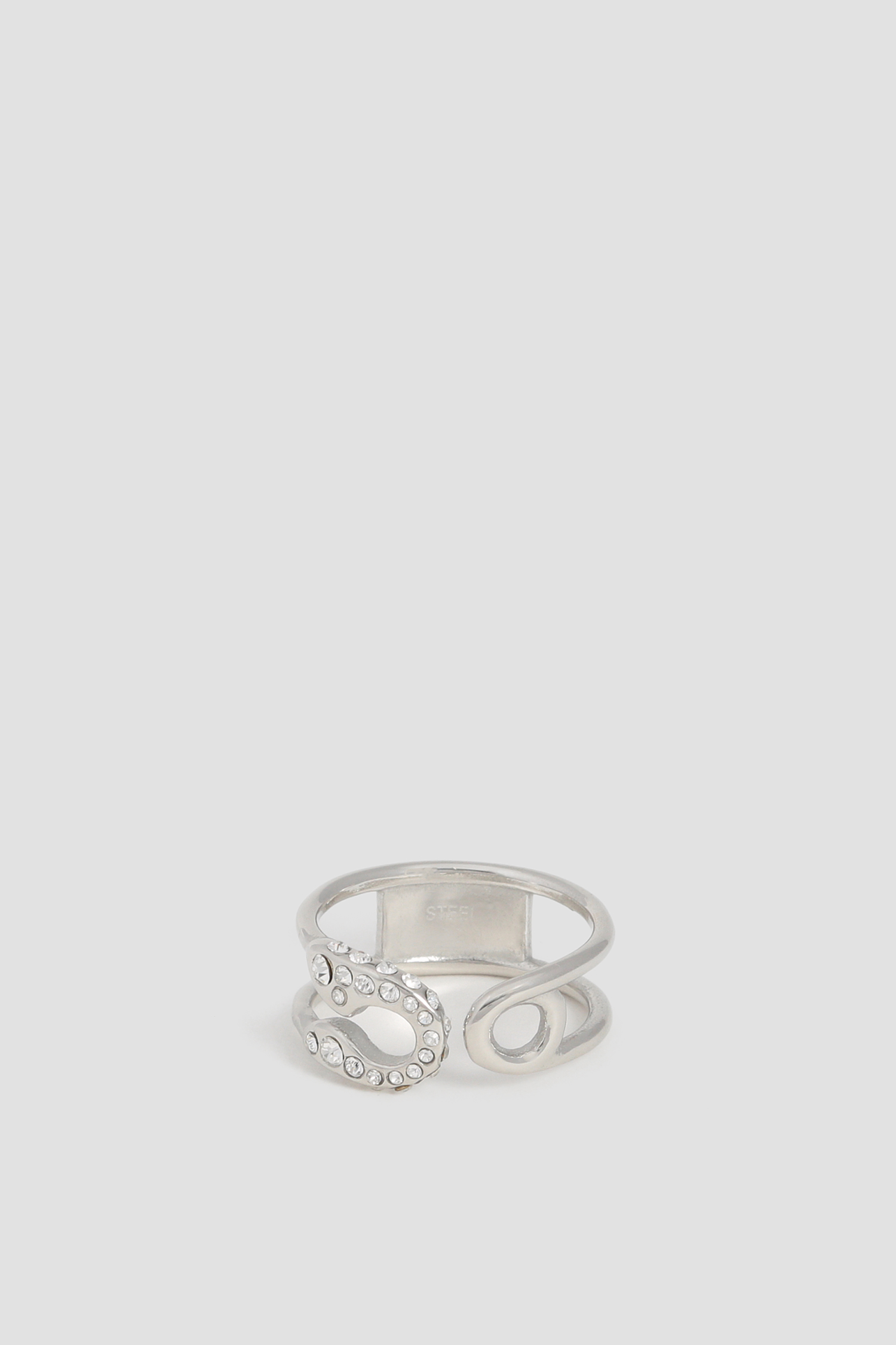 Женское серебристое кольцо Guess UBR20038;RH